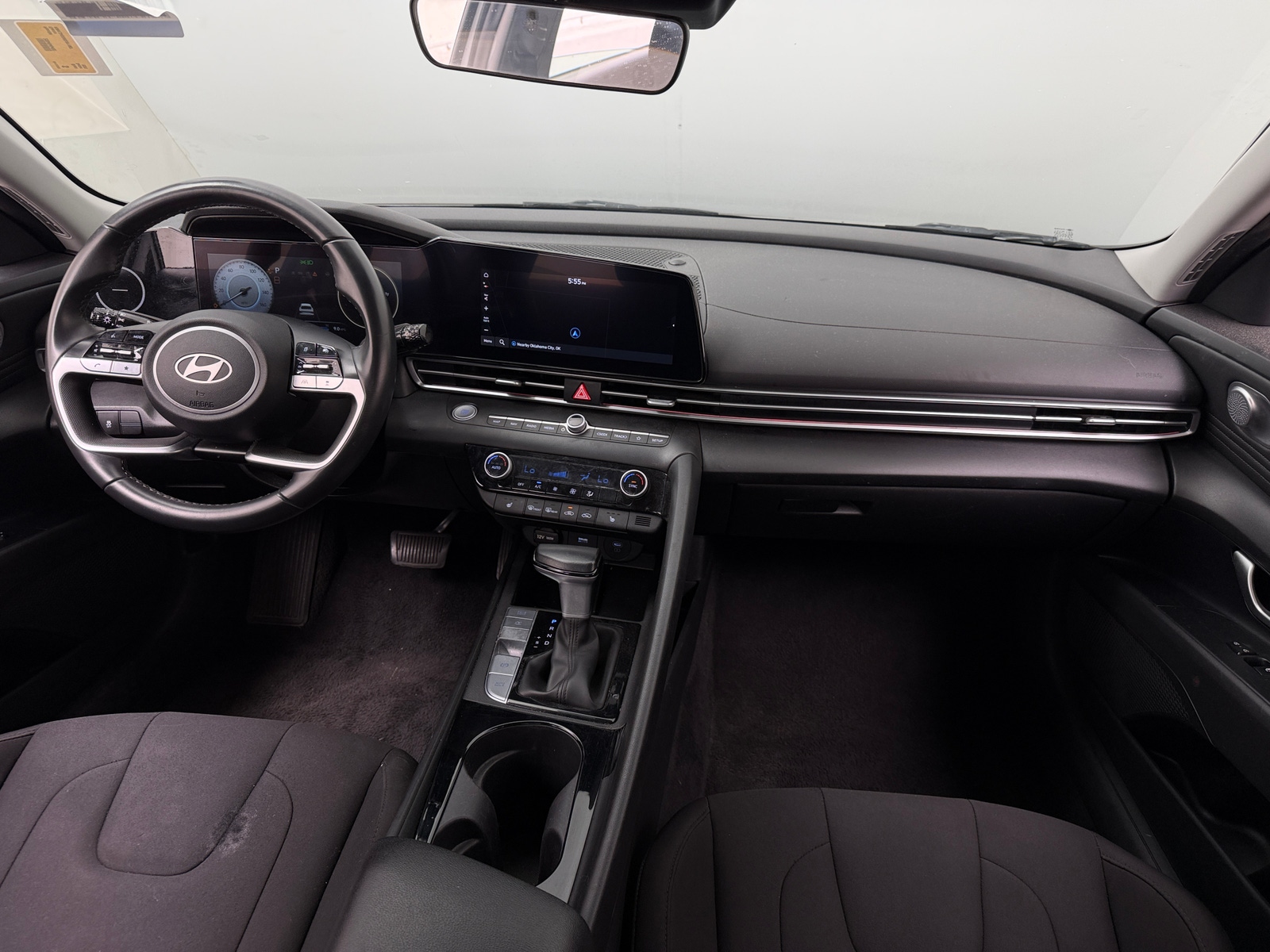 Thumbnail: 2025 Hyundai Elantra - 3