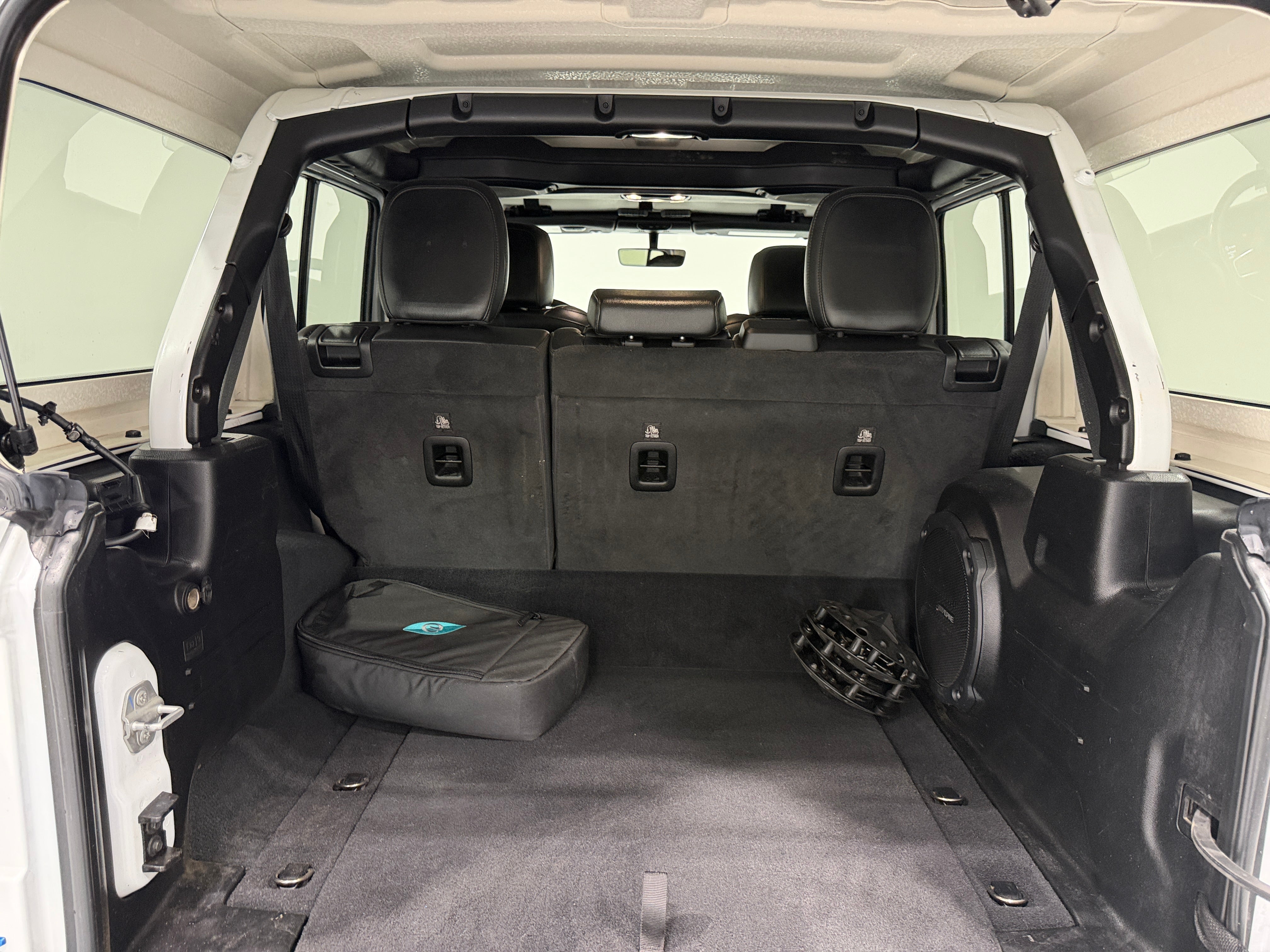 2022 Jeep Wrangler Unlimited Sahara 4XE - Photo 7