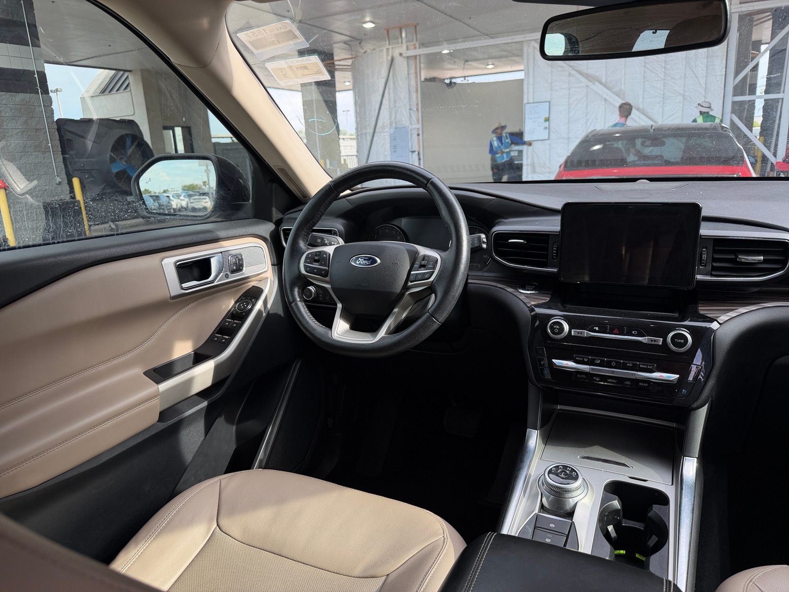 Thumbnail: 2021 Ford Explorer - 4