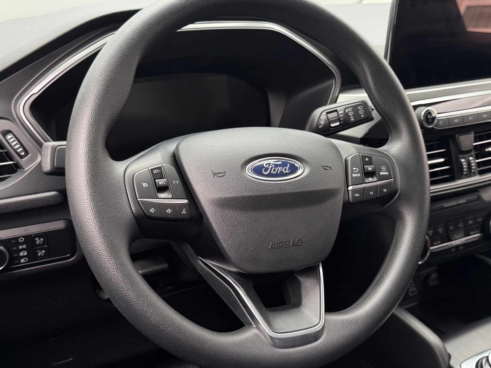 Thumbnail: 2025 Ford Escape - 5