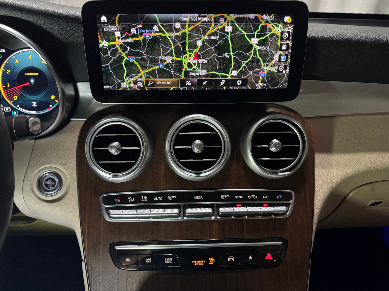 Thumbnail: 2021 Mercedes-Benz GLC - 3