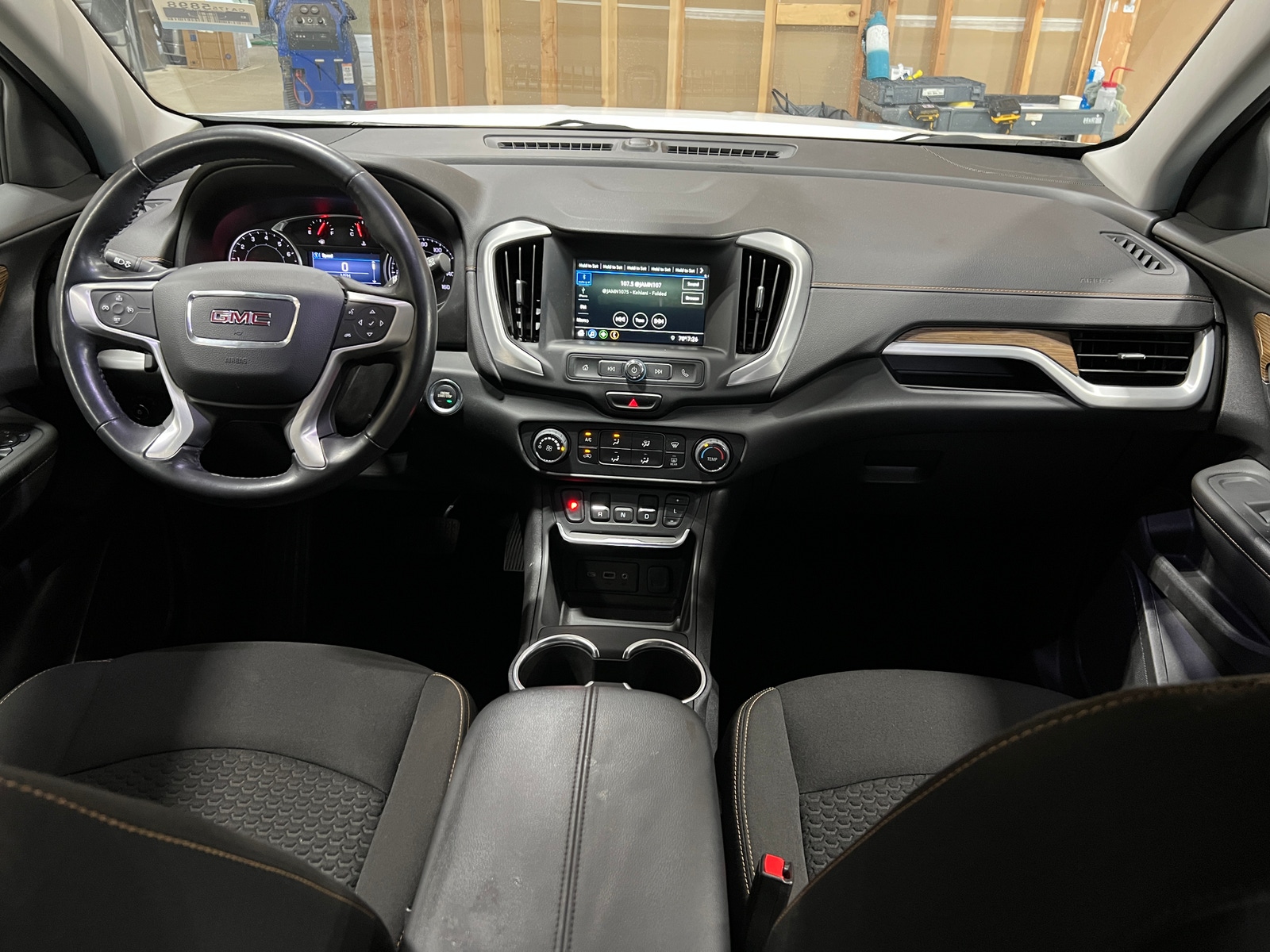 Thumbnail: 2019 GMC Terrain - 3