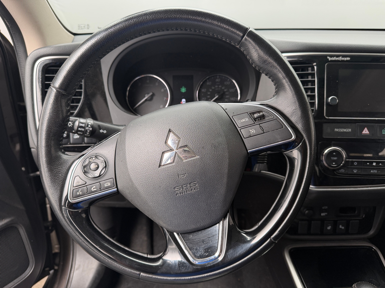 Thumbnail: 2018 Mitsubishi Outlander - 5