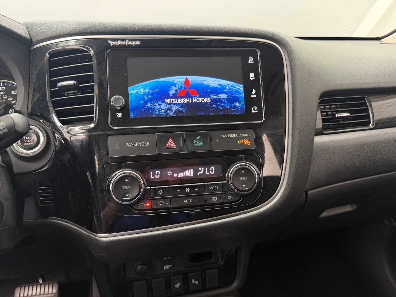 Thumbnail: 2018 Mitsubishi Outlander - 4