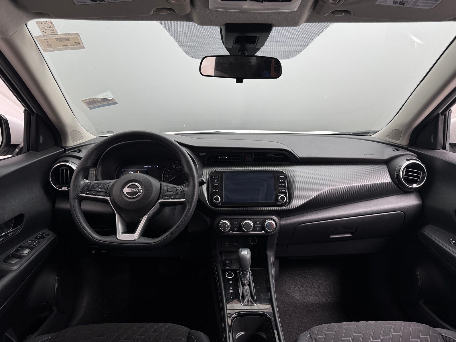 Thumbnail: 2023 Nissan Kicks - 3