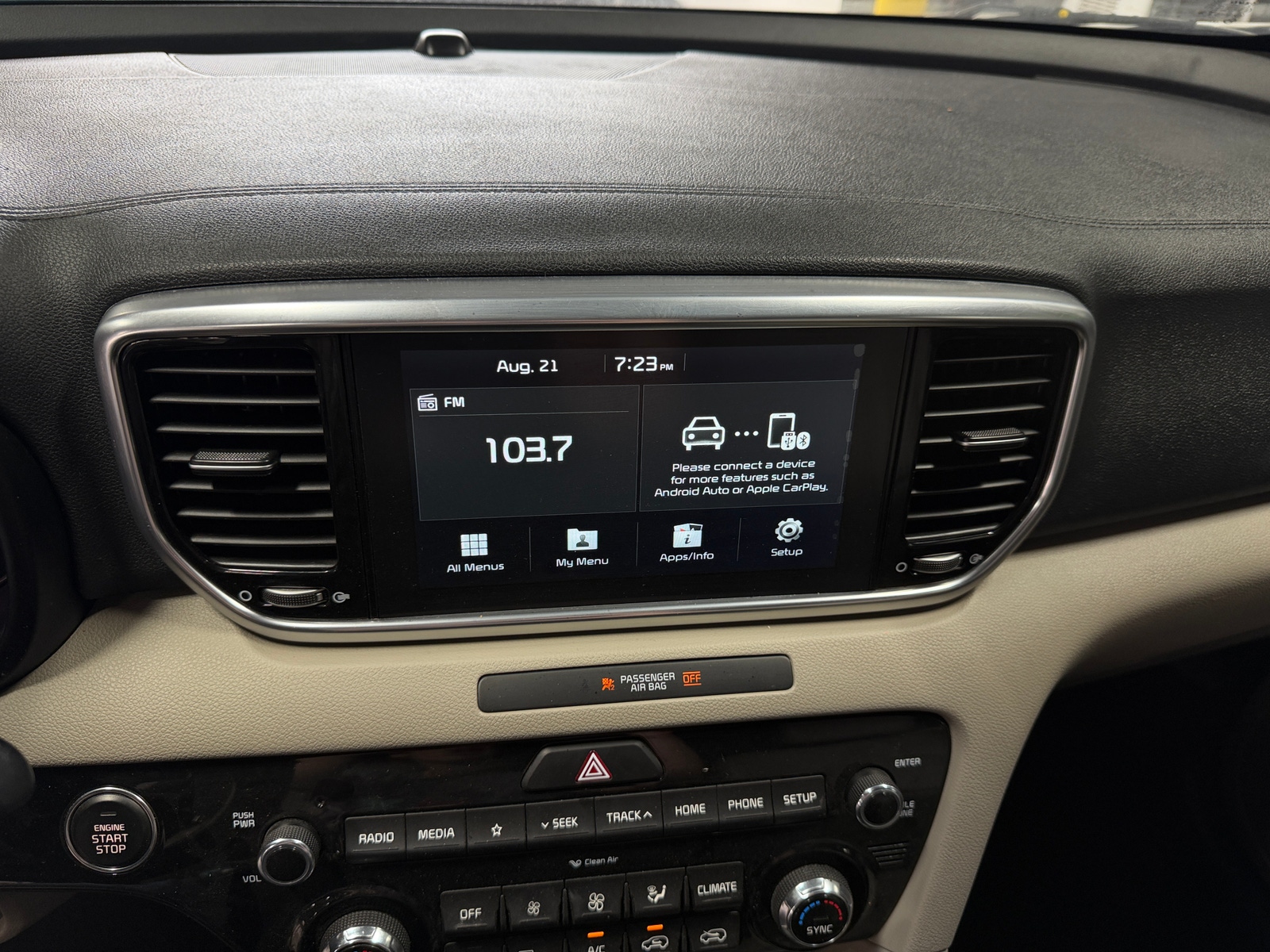 Thumbnail: 2021 Kia Sportage - 3
