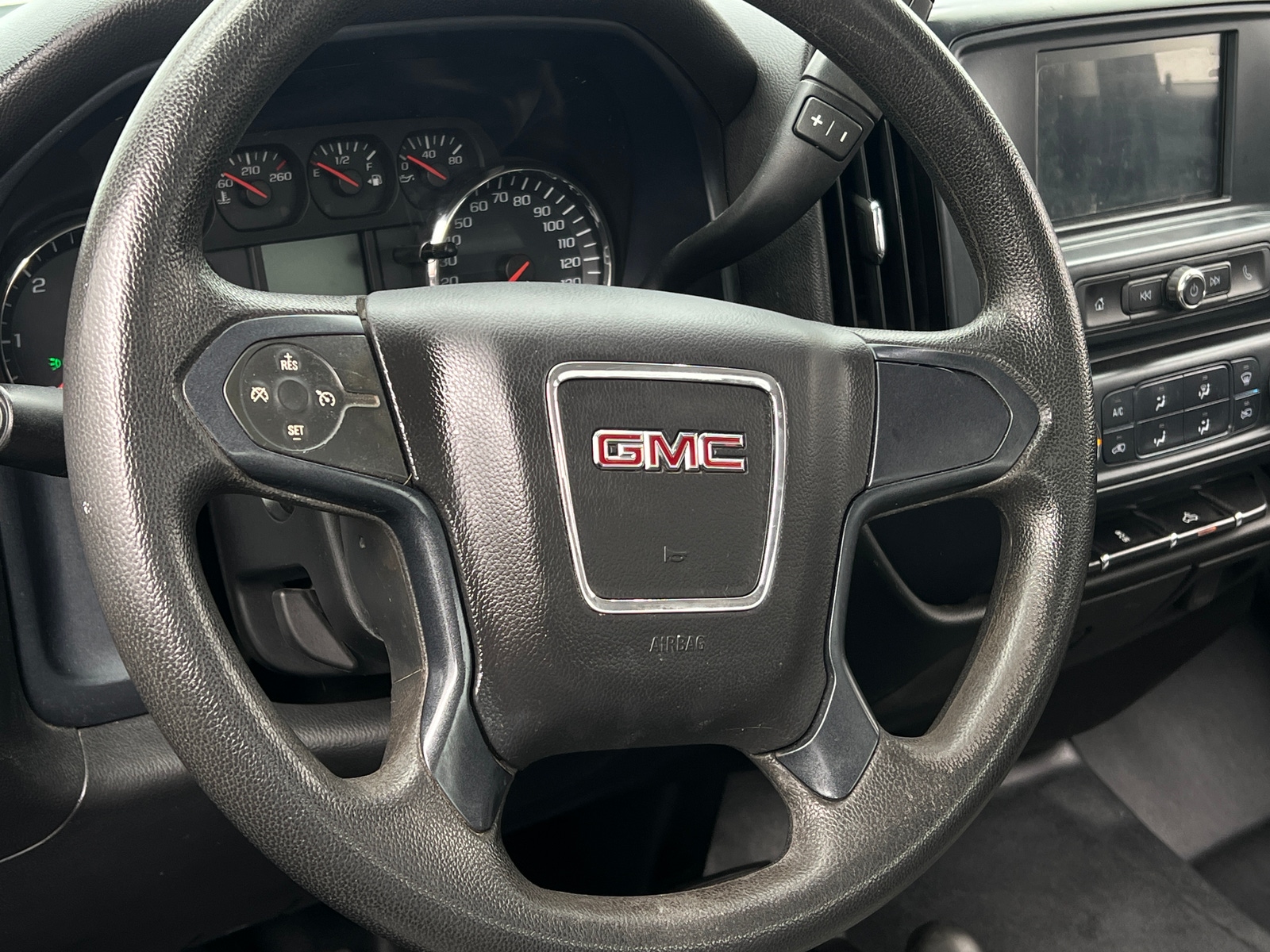 Thumbnail: 2018 GMC Sierra 2500 - 5