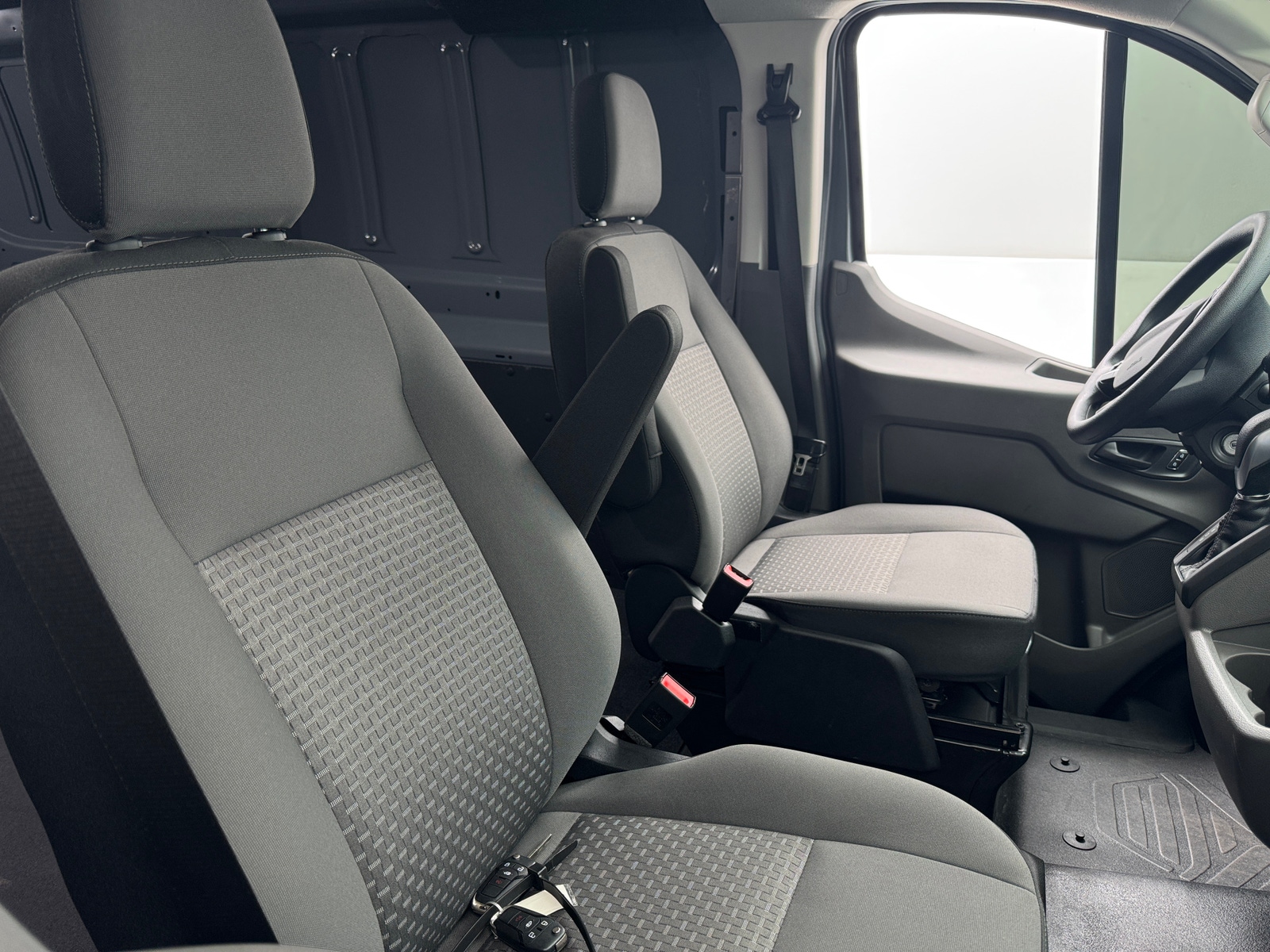 Thumbnail: 2024 Ford Transit Series - 2