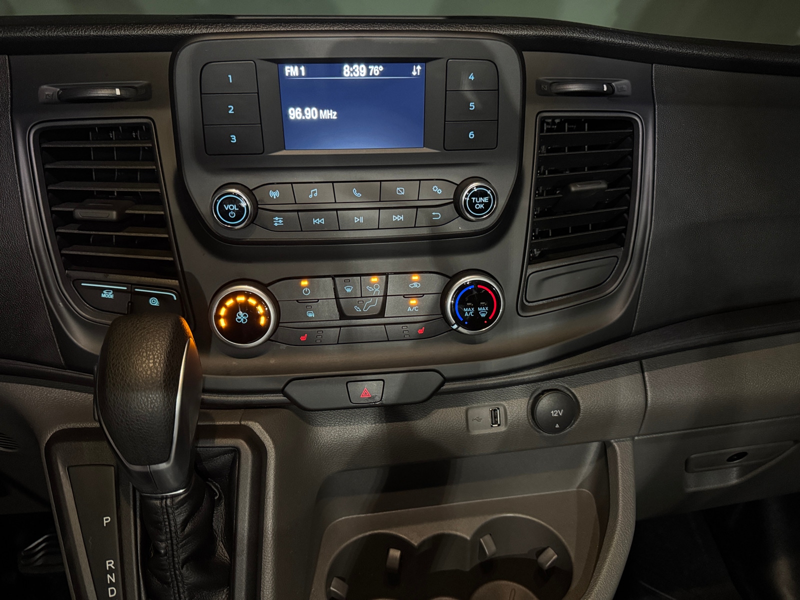 Thumbnail: 2024 Ford Transit Series - 4