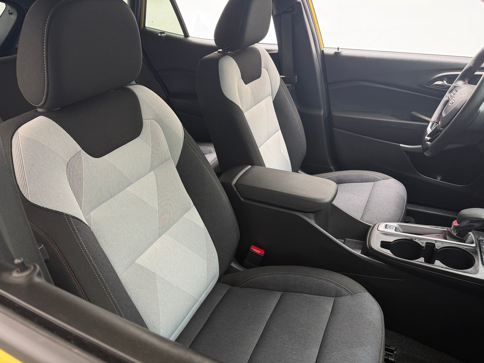 Thumbnail: 2024 Chevrolet Trax - 2