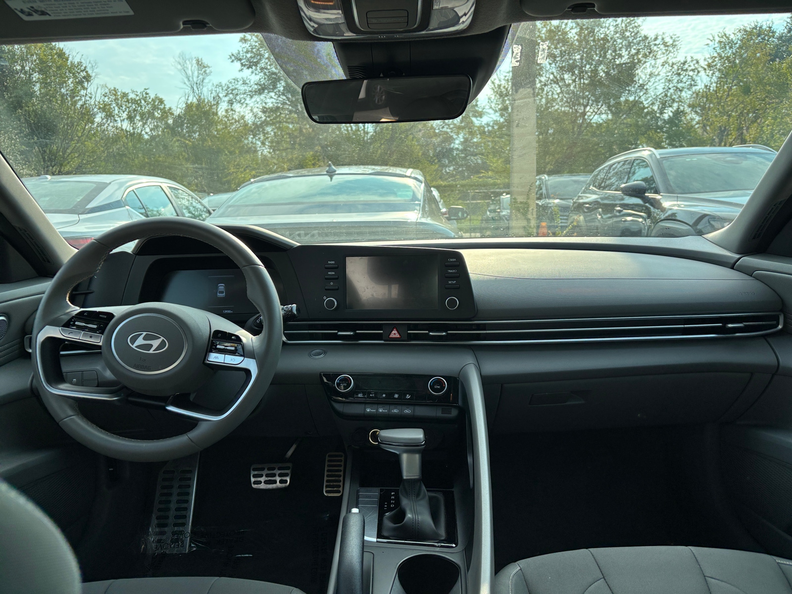 Thumbnail: 2026 Hyundai Elantra - 3