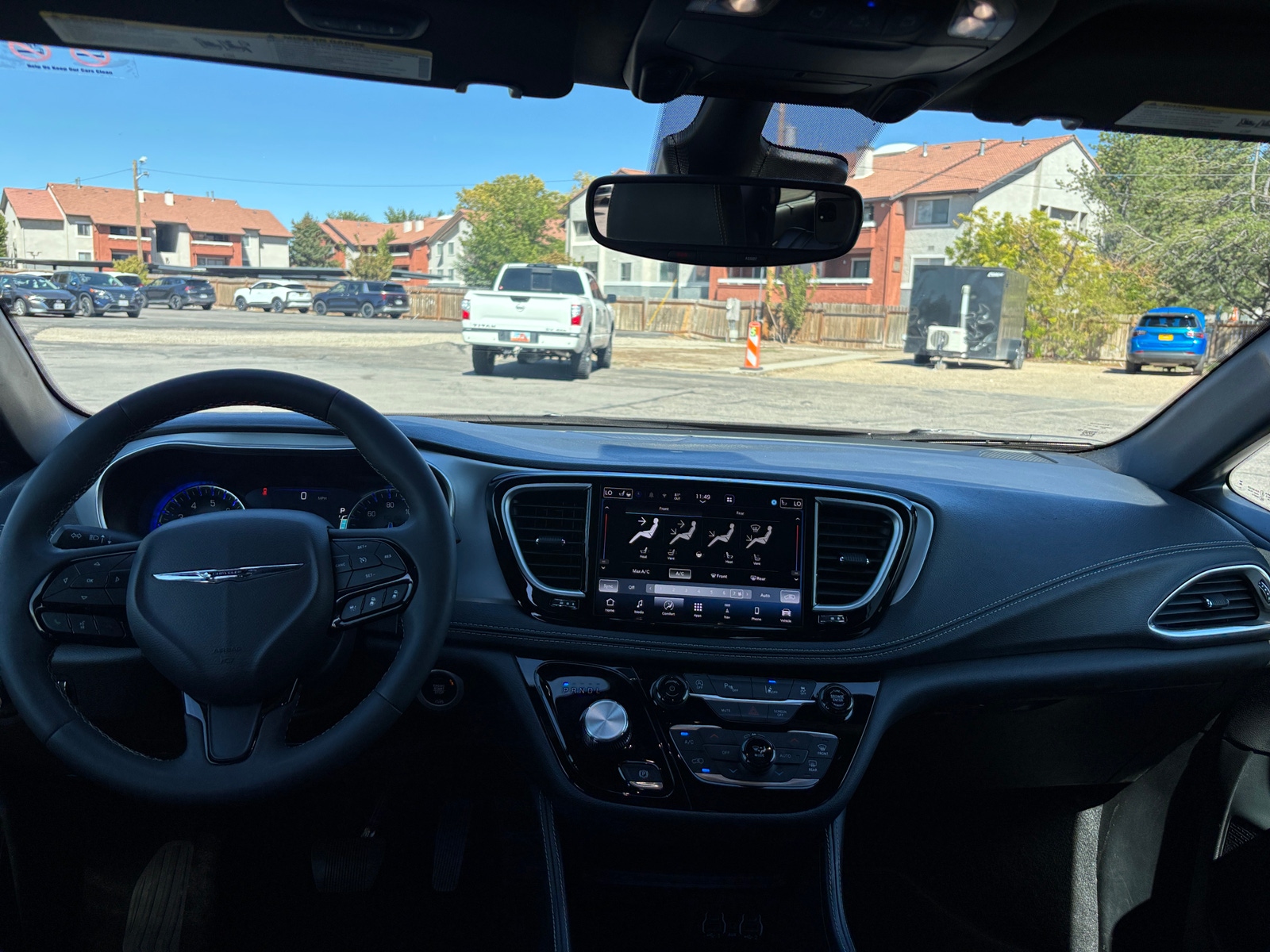 Thumbnail: 2025 Chrysler Pacifica - 2