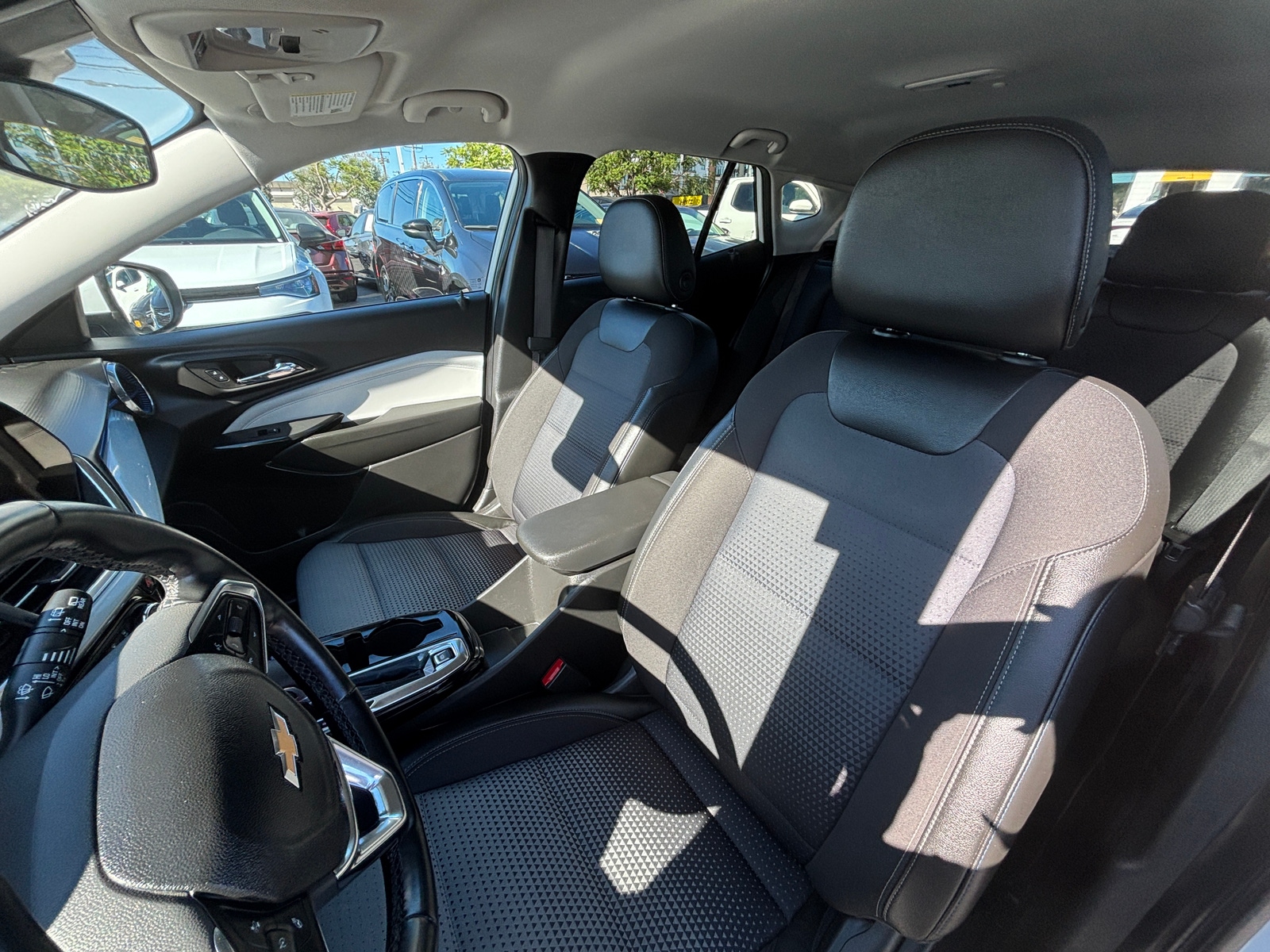 Thumbnail: 2025 Chevrolet Trax - 2