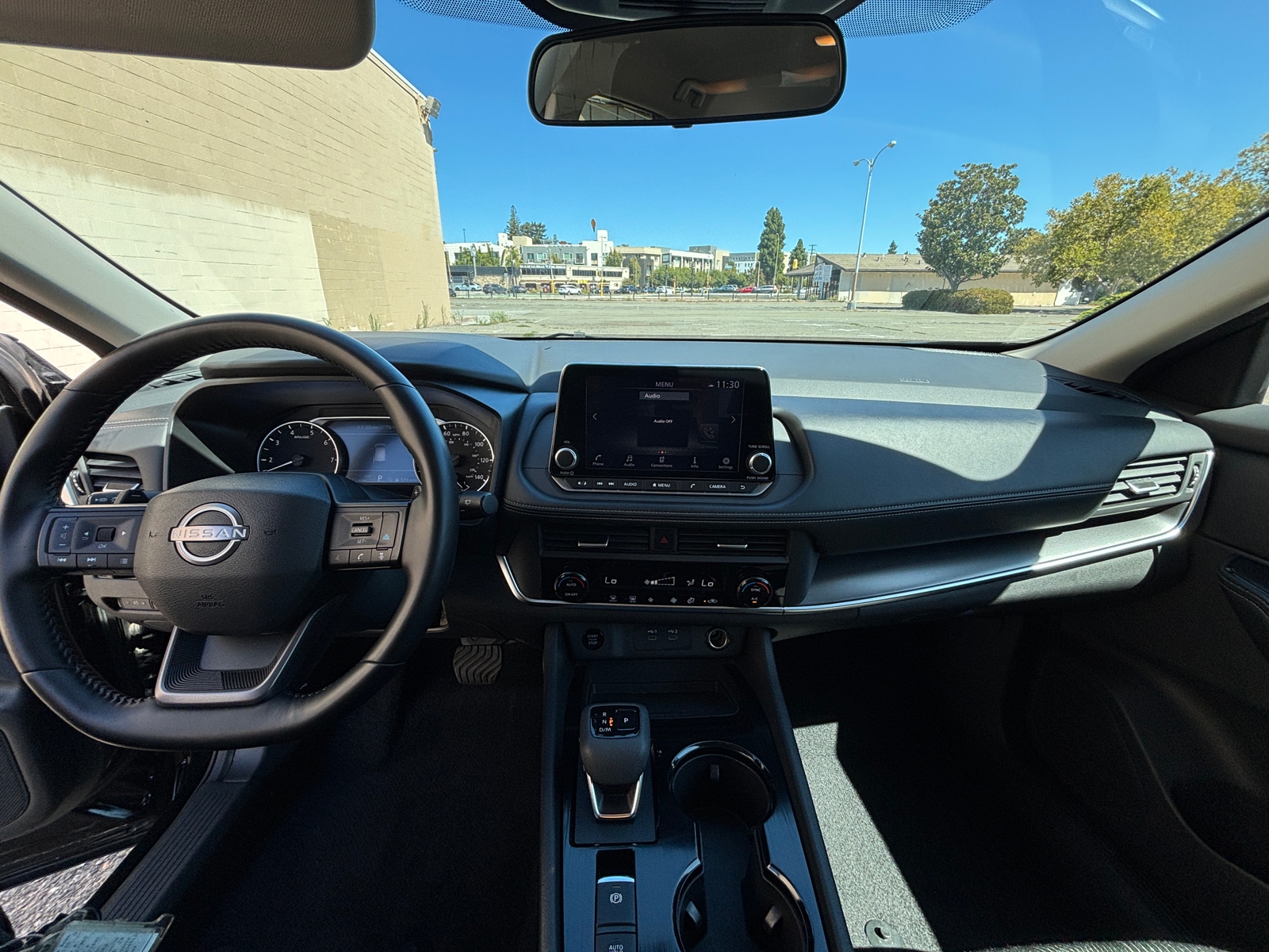 Thumbnail: 2025 Nissan Rogue - 3