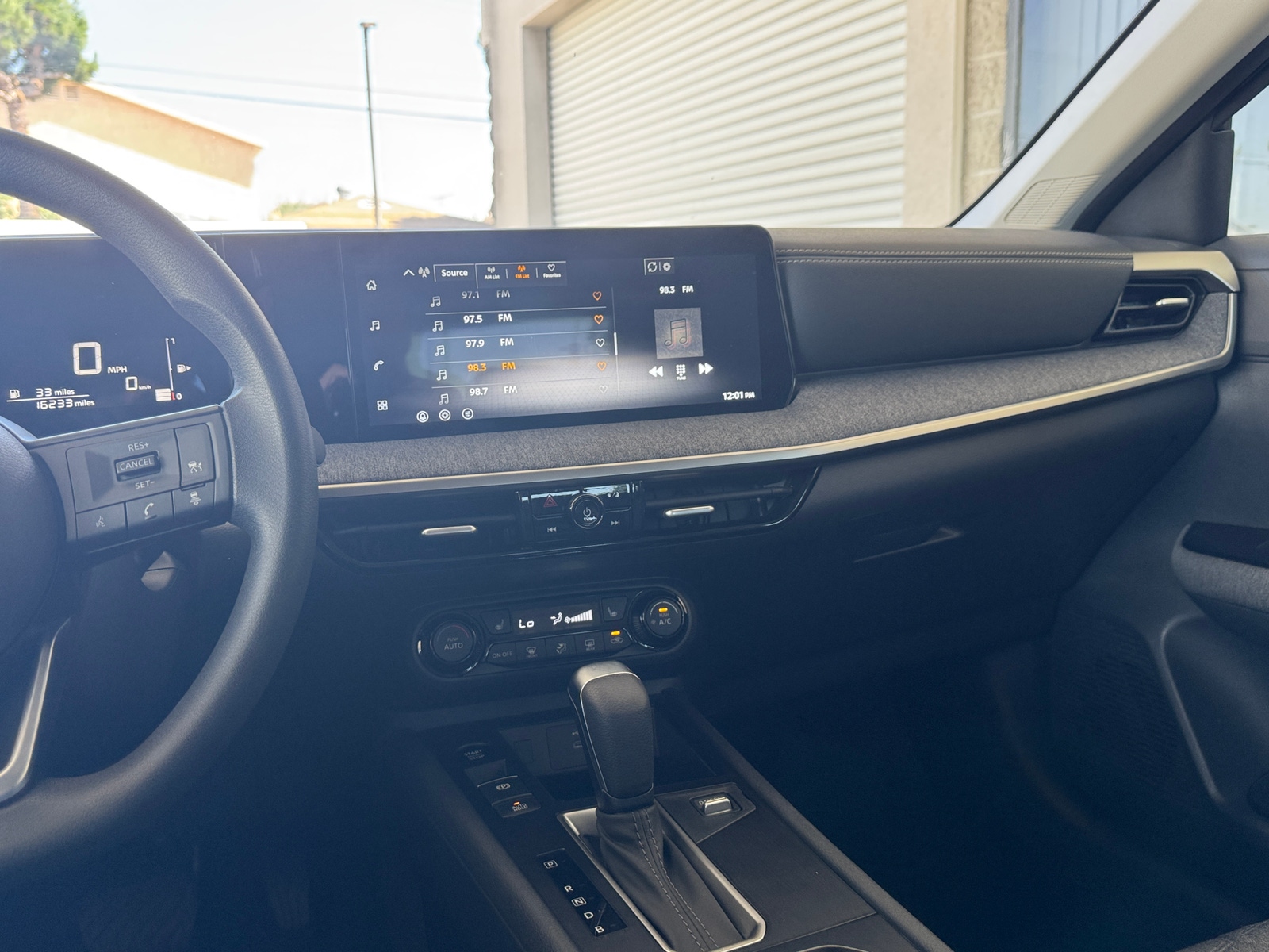 Thumbnail: 2026 Nissan Kicks - 4