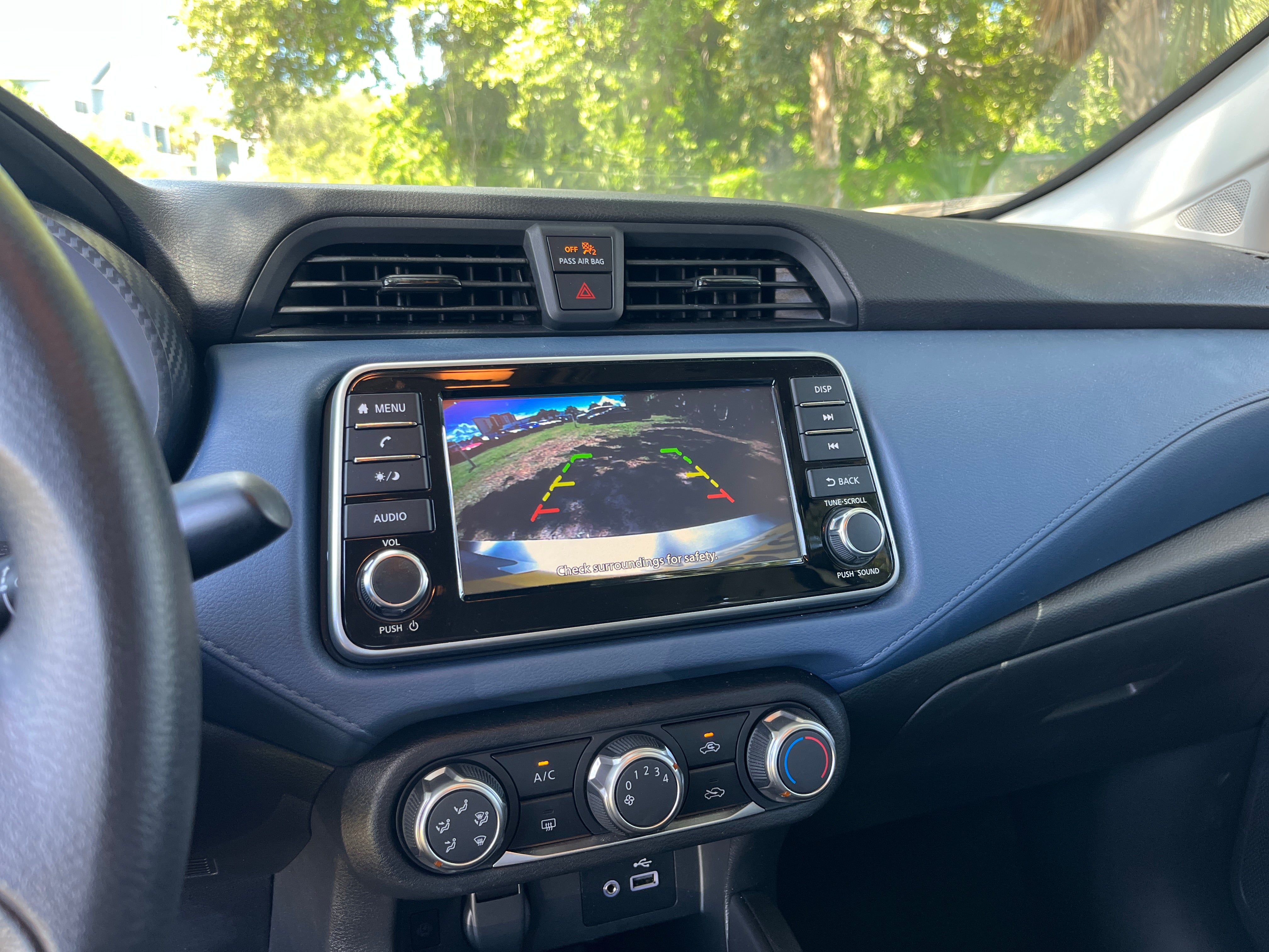 2025 Nissan Versa Sedan SV