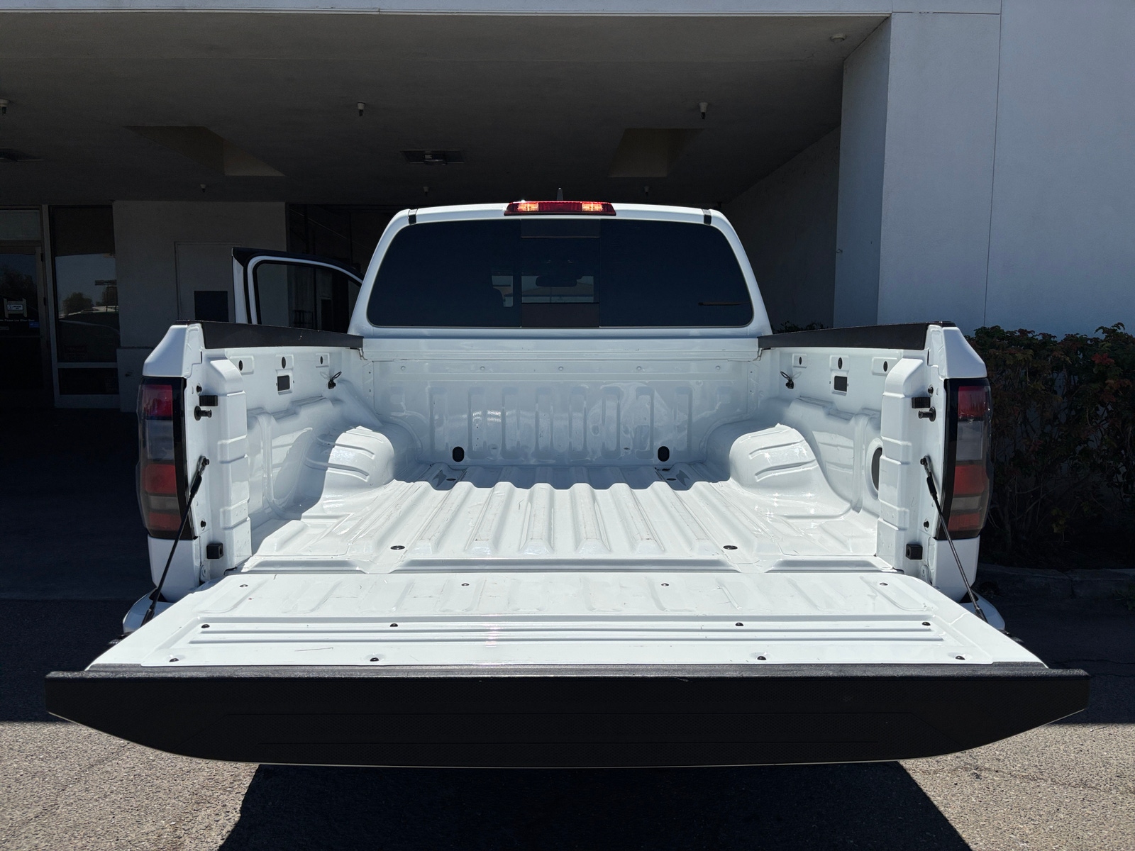 Thumbnail: 2026 Nissan Frontier - 6