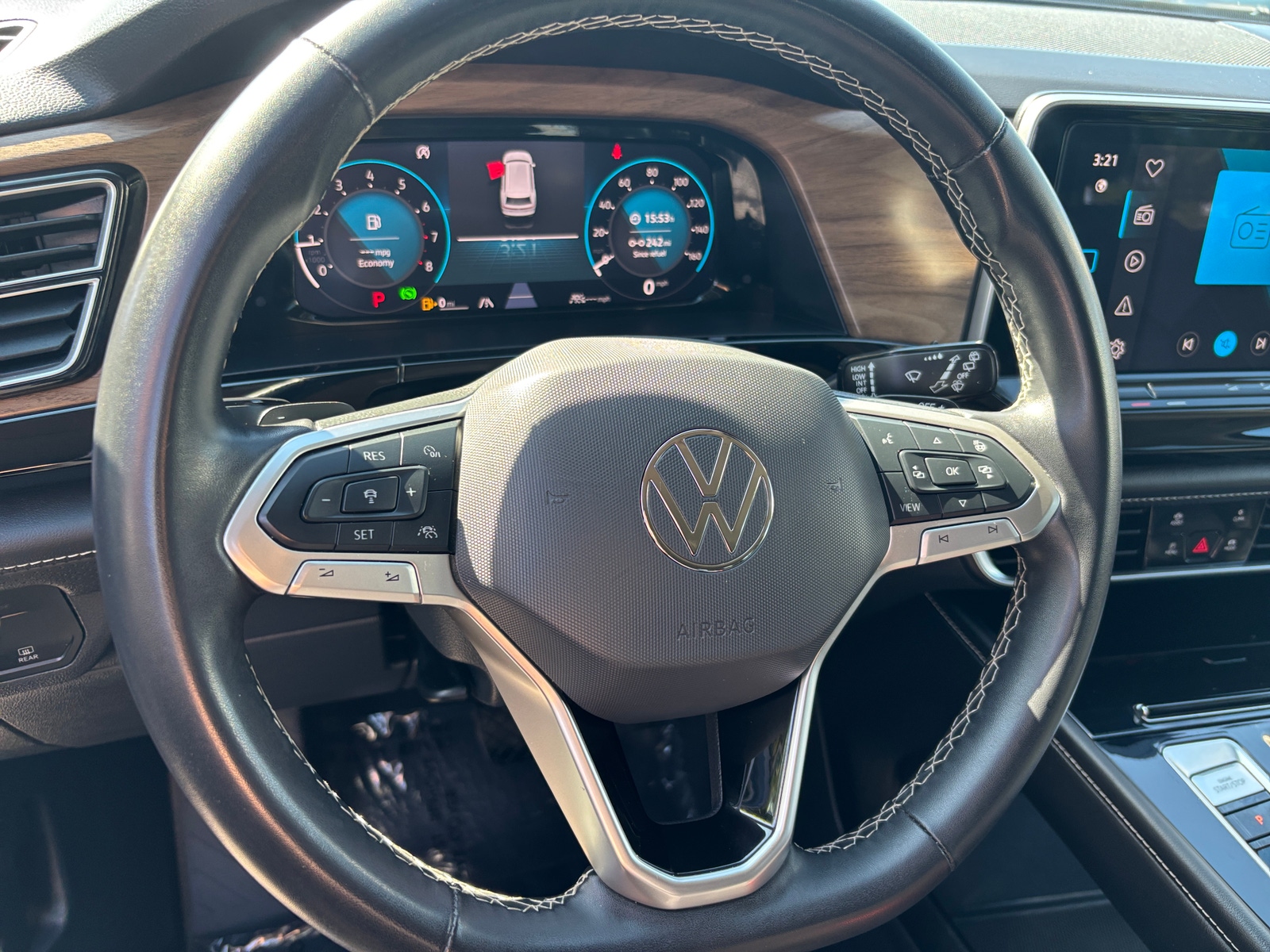 Thumbnail: 2024 Volkswagen Atlas - 4