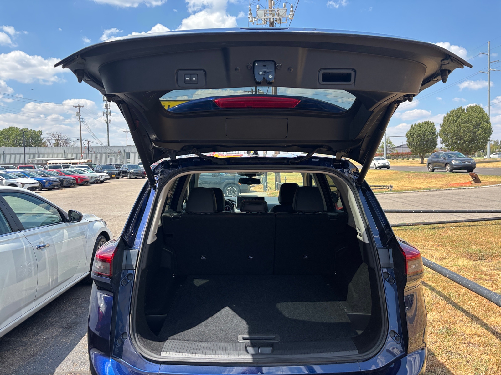 Thumbnail: 2026 Nissan Rogue - 5