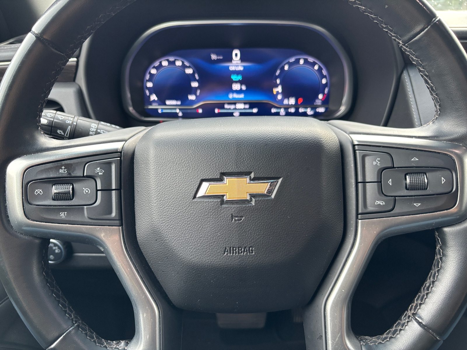 Thumbnail: 2024 Chevrolet Suburban - 4
