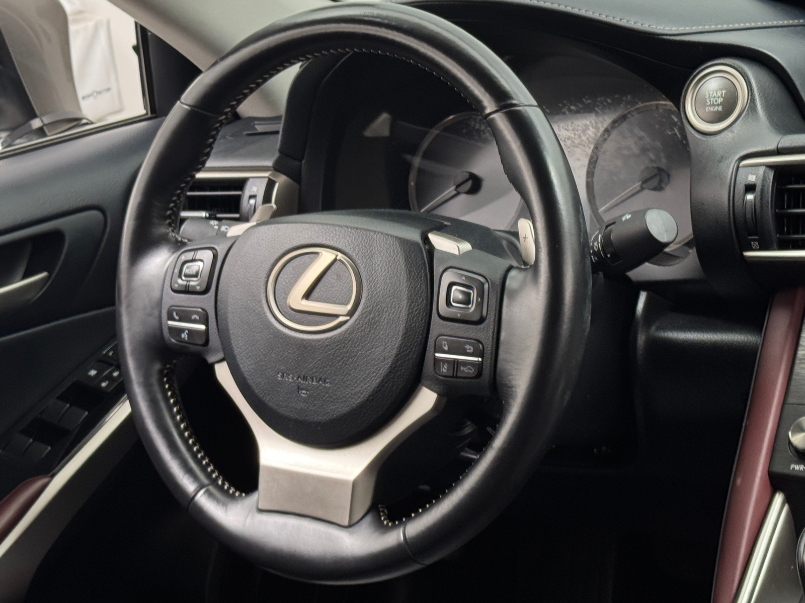 Thumbnail: 2020 Lexus IS - 4