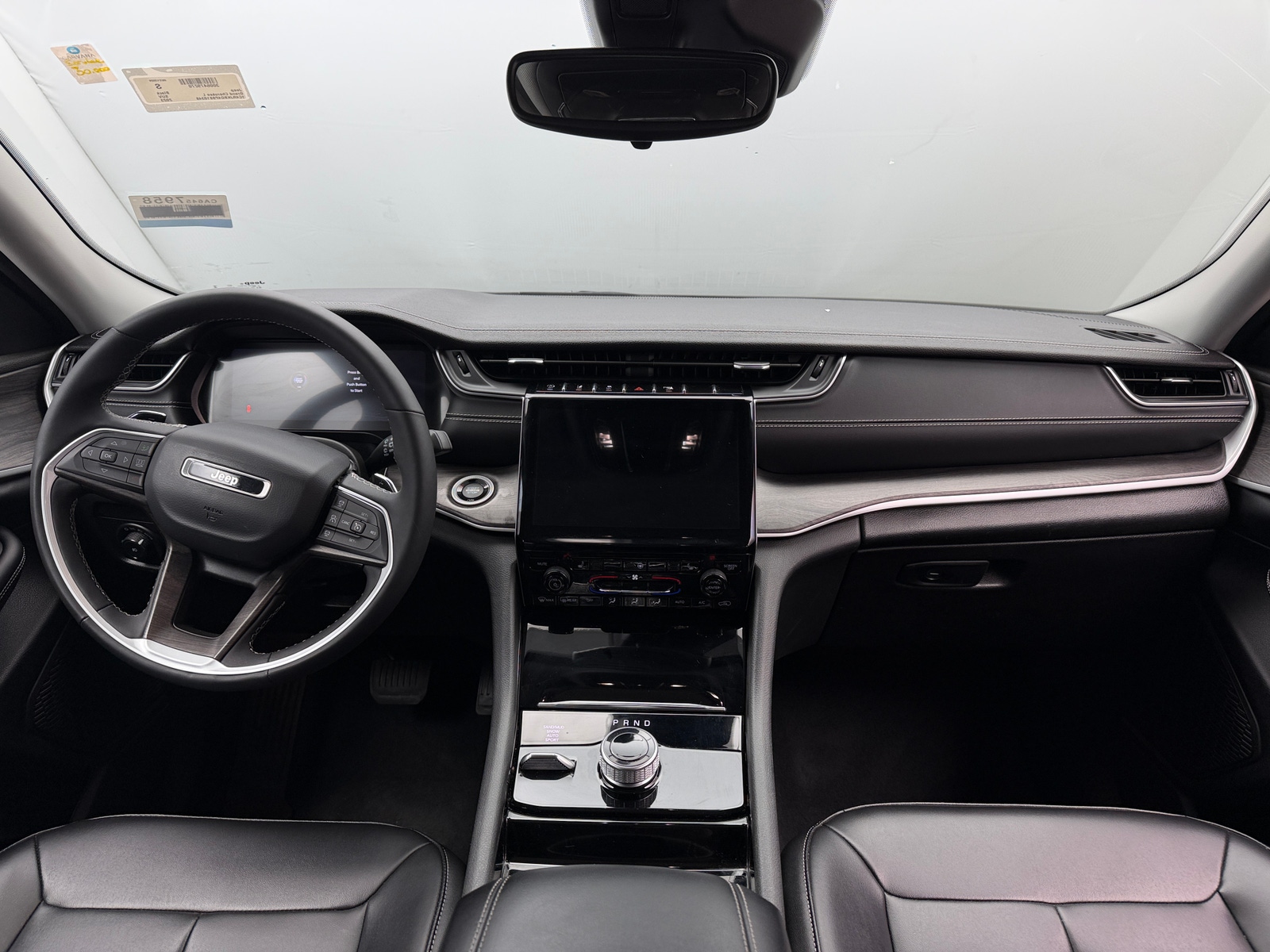 Thumbnail: 2023 Jeep Grand Cherokee L - 2