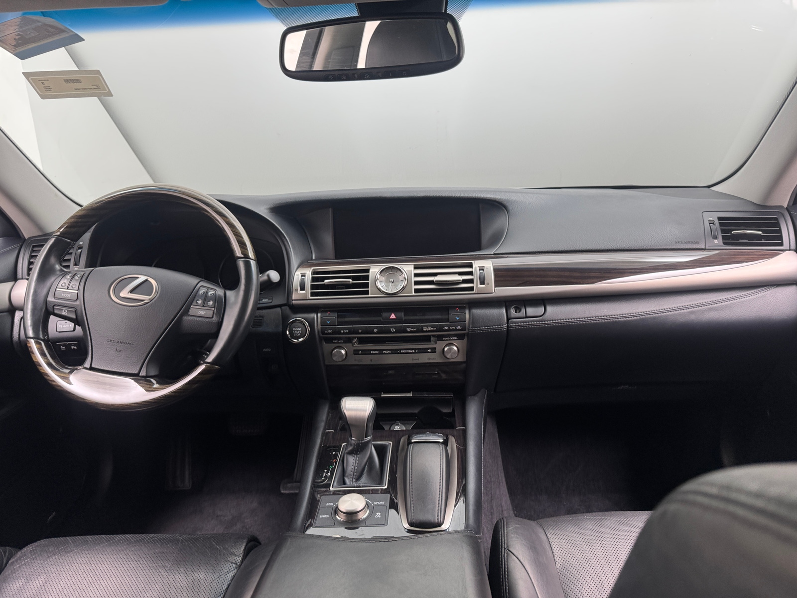 Thumbnail: 2013 Lexus LS - 2
