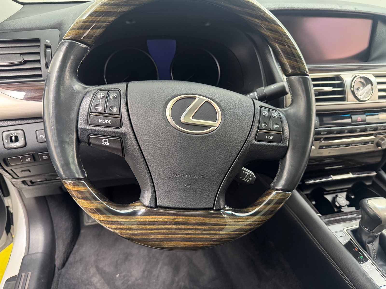 Thumbnail: 2013 Lexus LS - 4