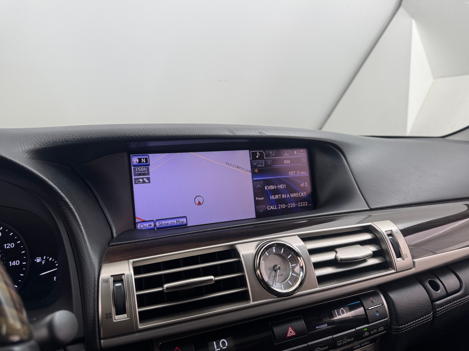Thumbnail: 2013 Lexus LS - 3