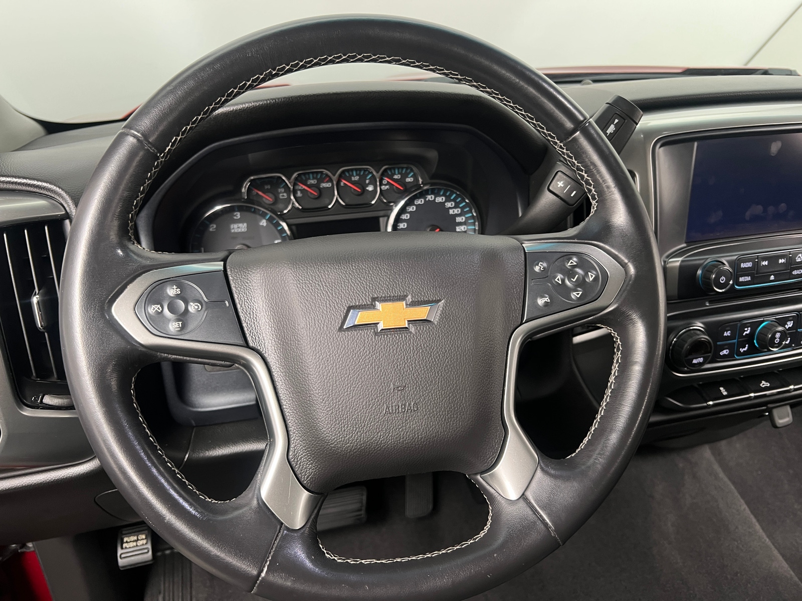 Thumbnail: 2018 Chevrolet Silverado 1500 - 5