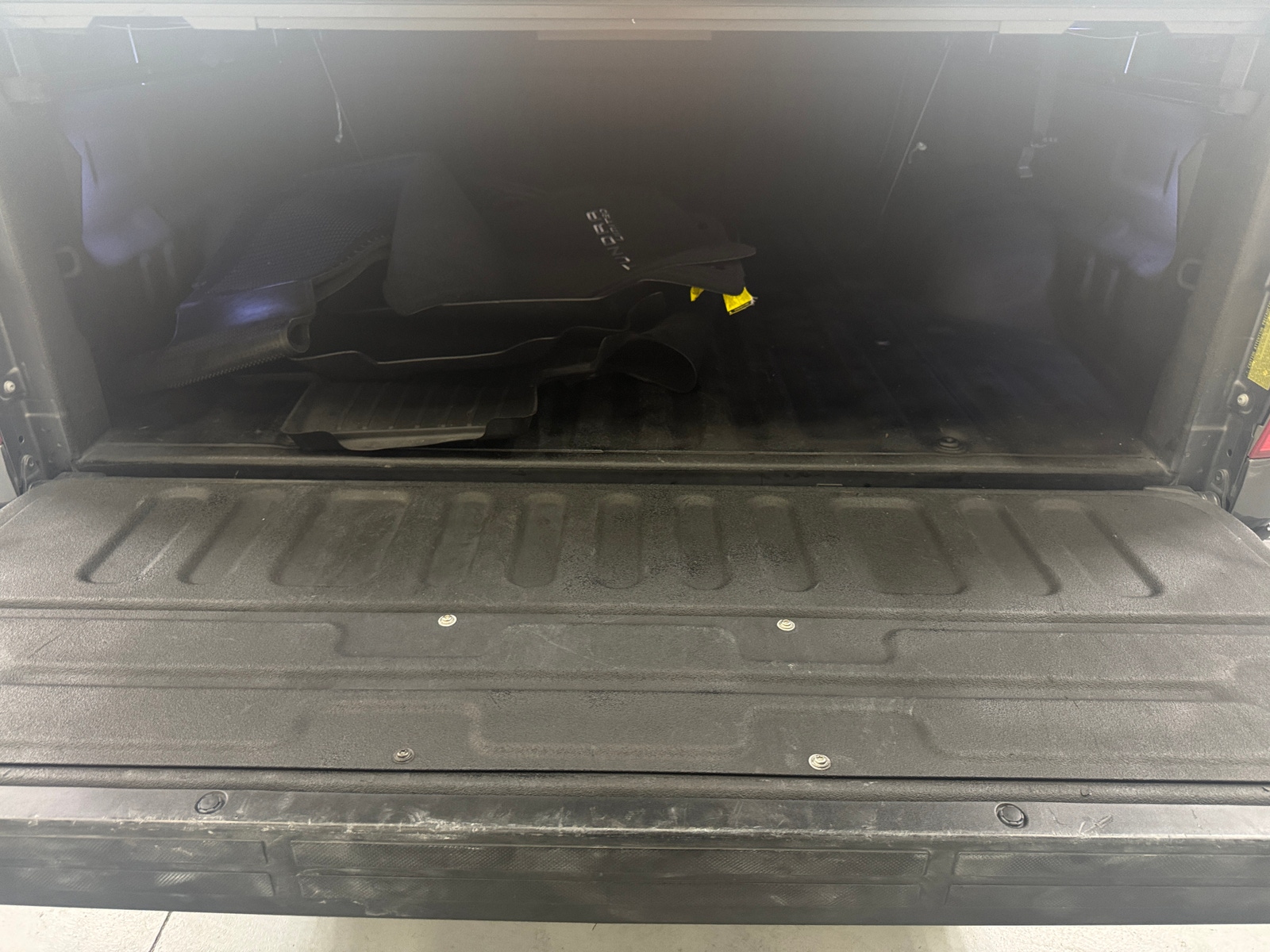 Thumbnail: 2018 Toyota Tundra - 6