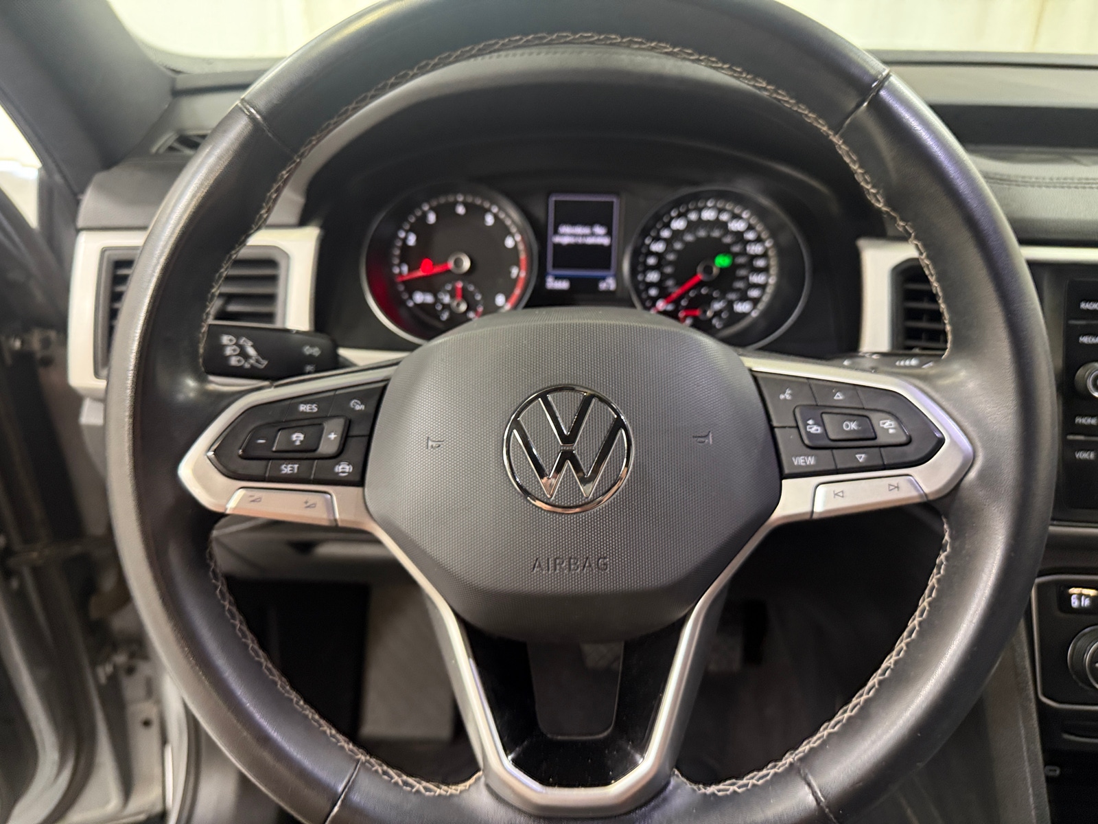 Thumbnail: 2021 Volkswagen Atlas - 4