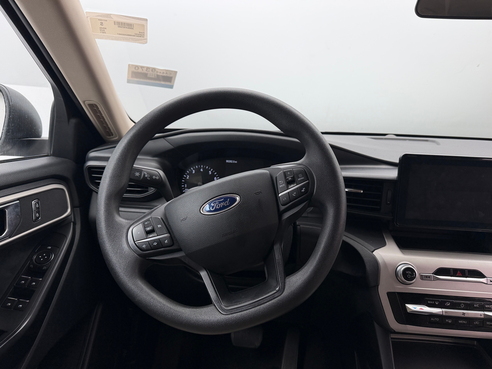 Thumbnail: 2021 Ford Explorer - 5