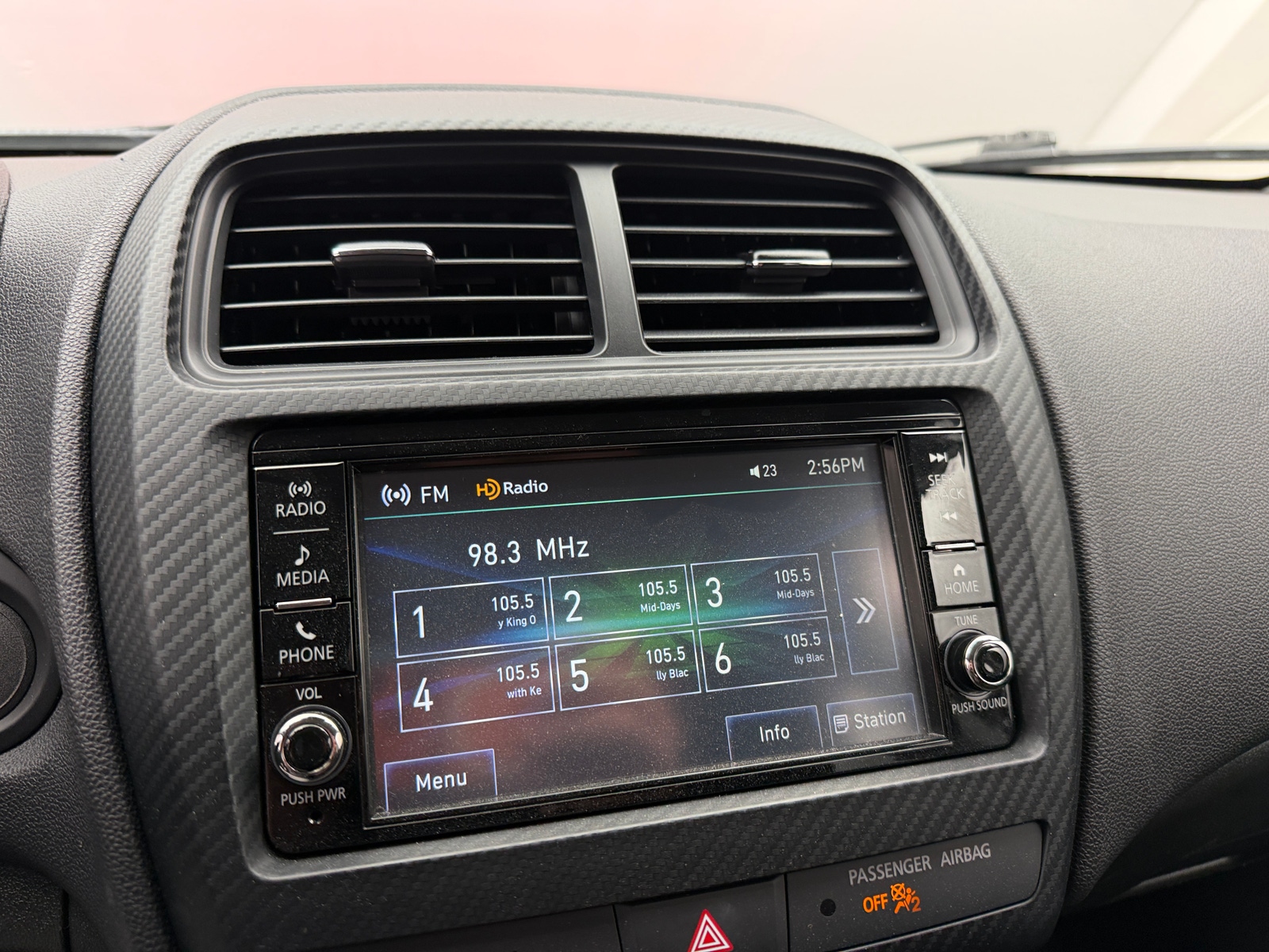 Thumbnail: 2025 Mitsubishi Outlander Sport - 4