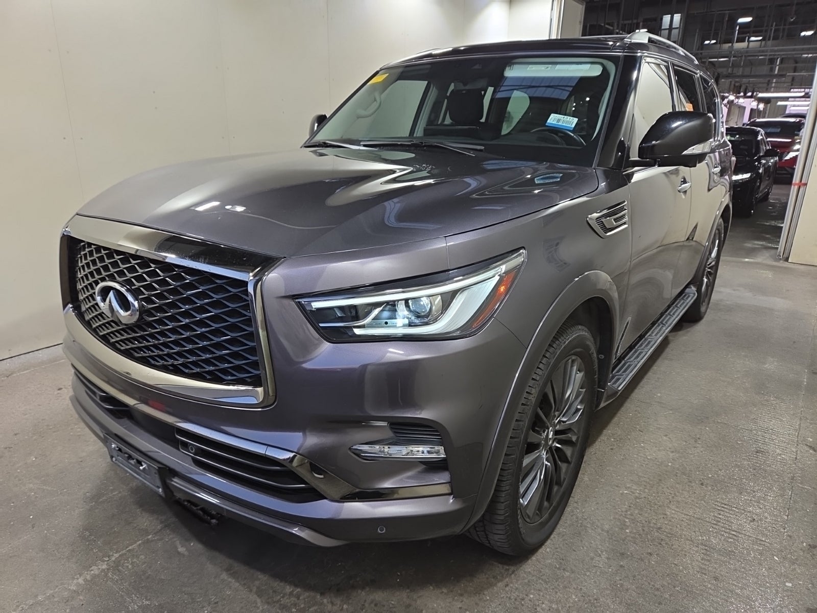 2023 Infiniti QX80 Premium Select