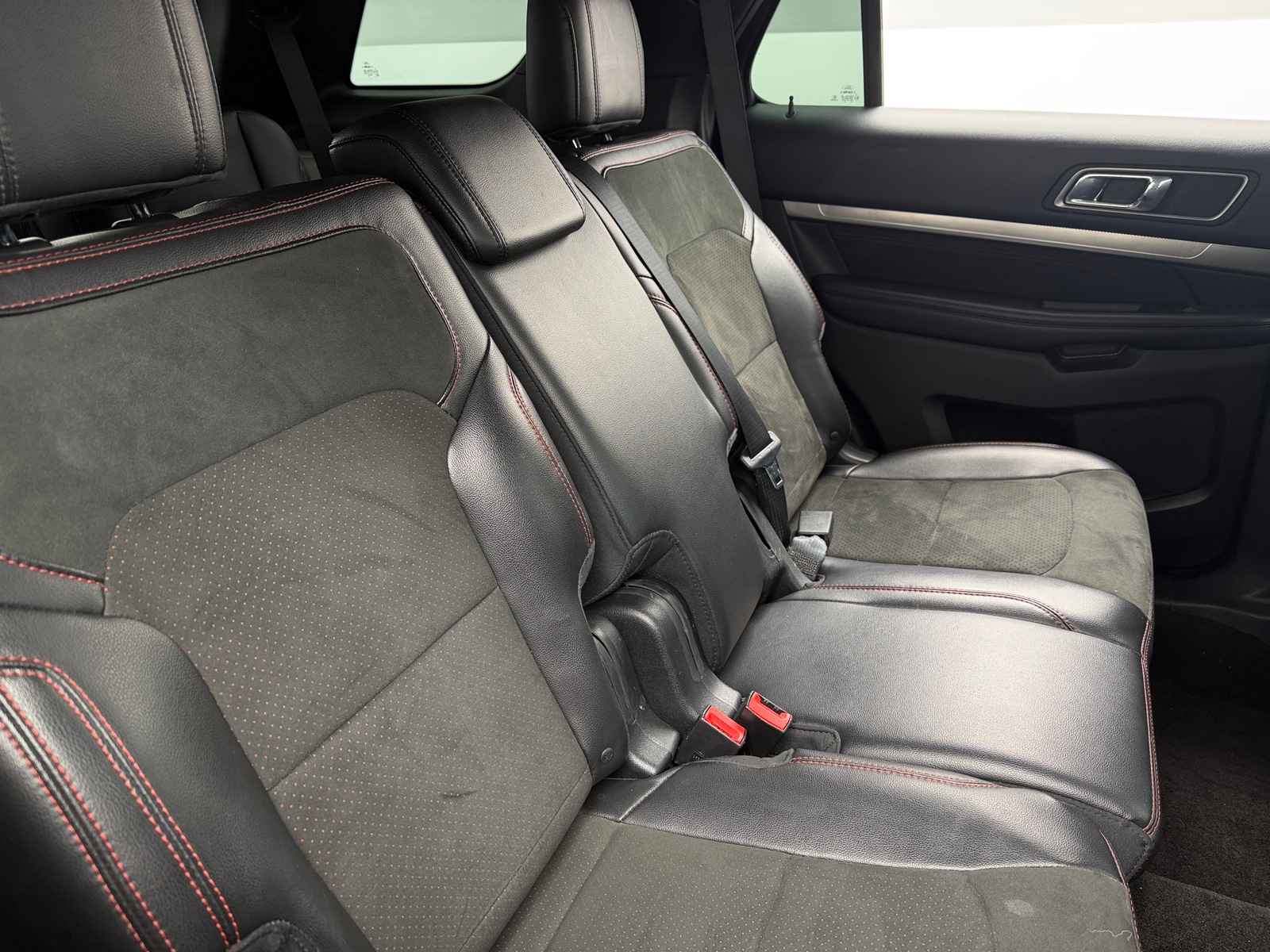 Thumbnail: 2018 Ford Explorer - 6