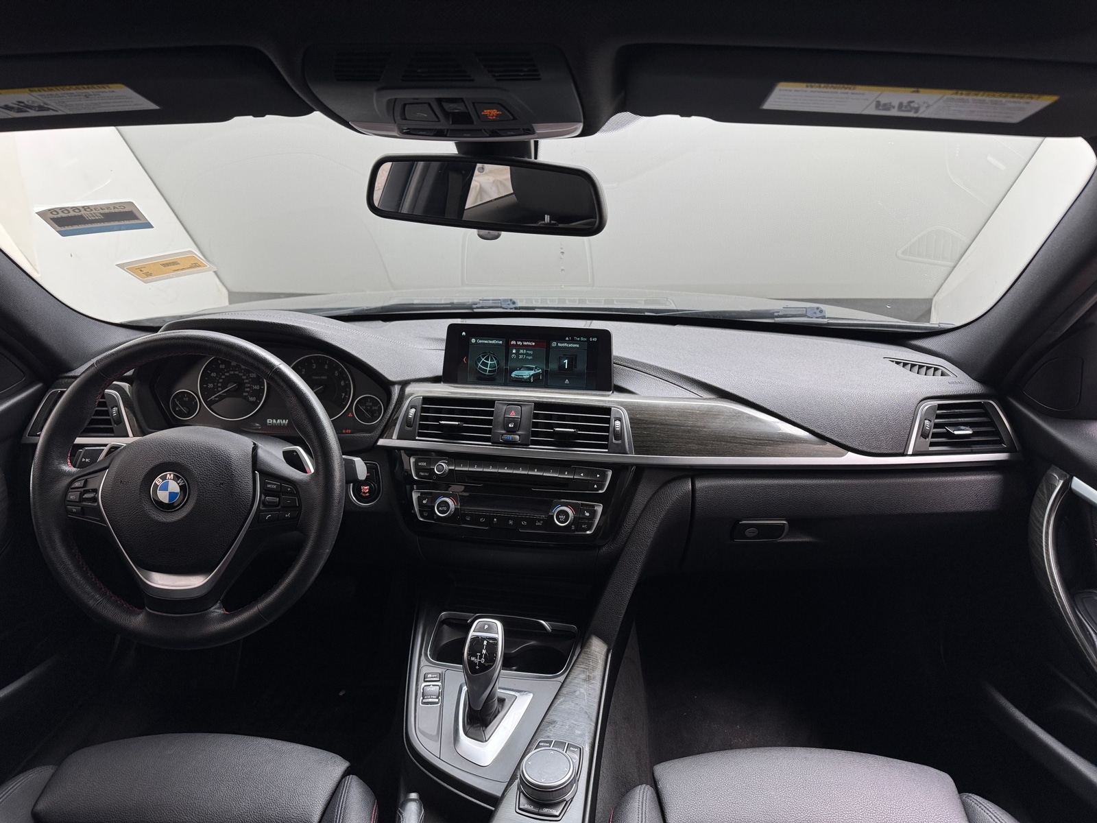 Thumbnail: 2018 BMW 3 Series - 2