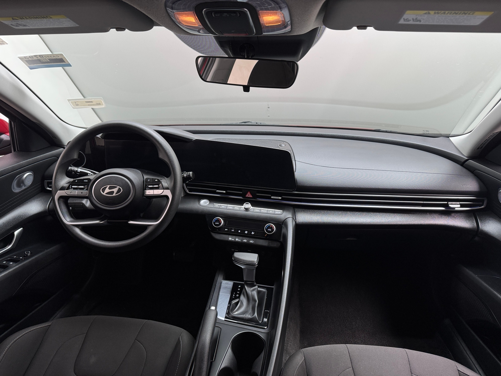 Thumbnail: 2024 Hyundai Elantra - 3