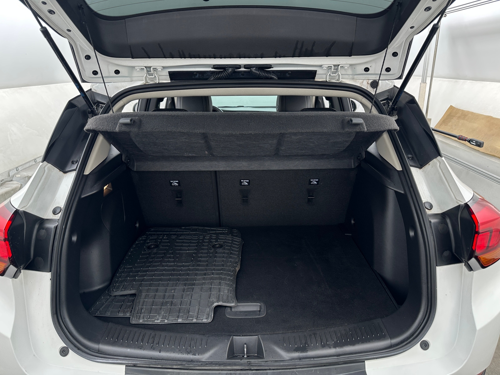 Thumbnail: 2023 Buick Encore GX - 6