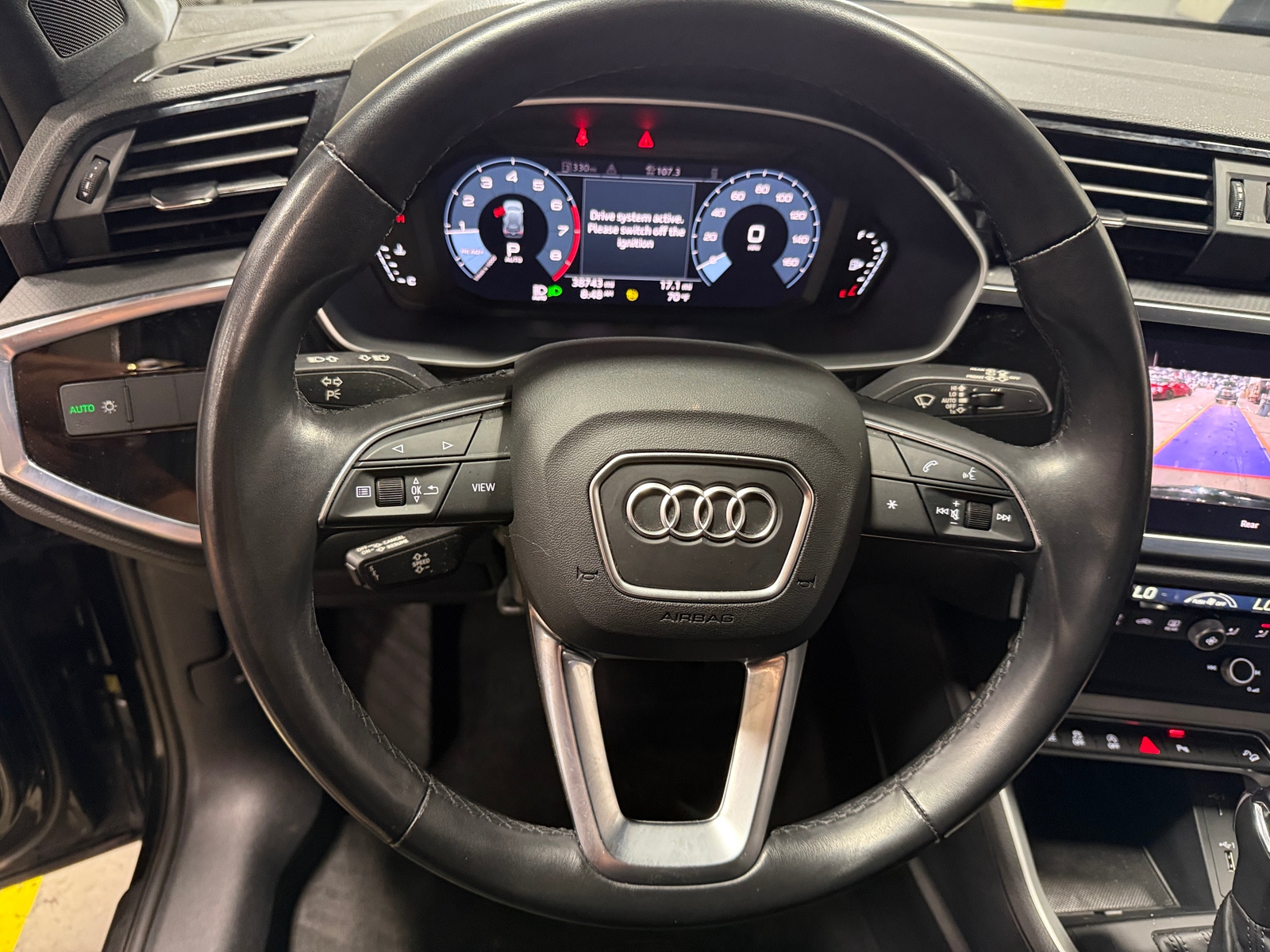 Thumbnail: 2021 Audi Q3 - 4