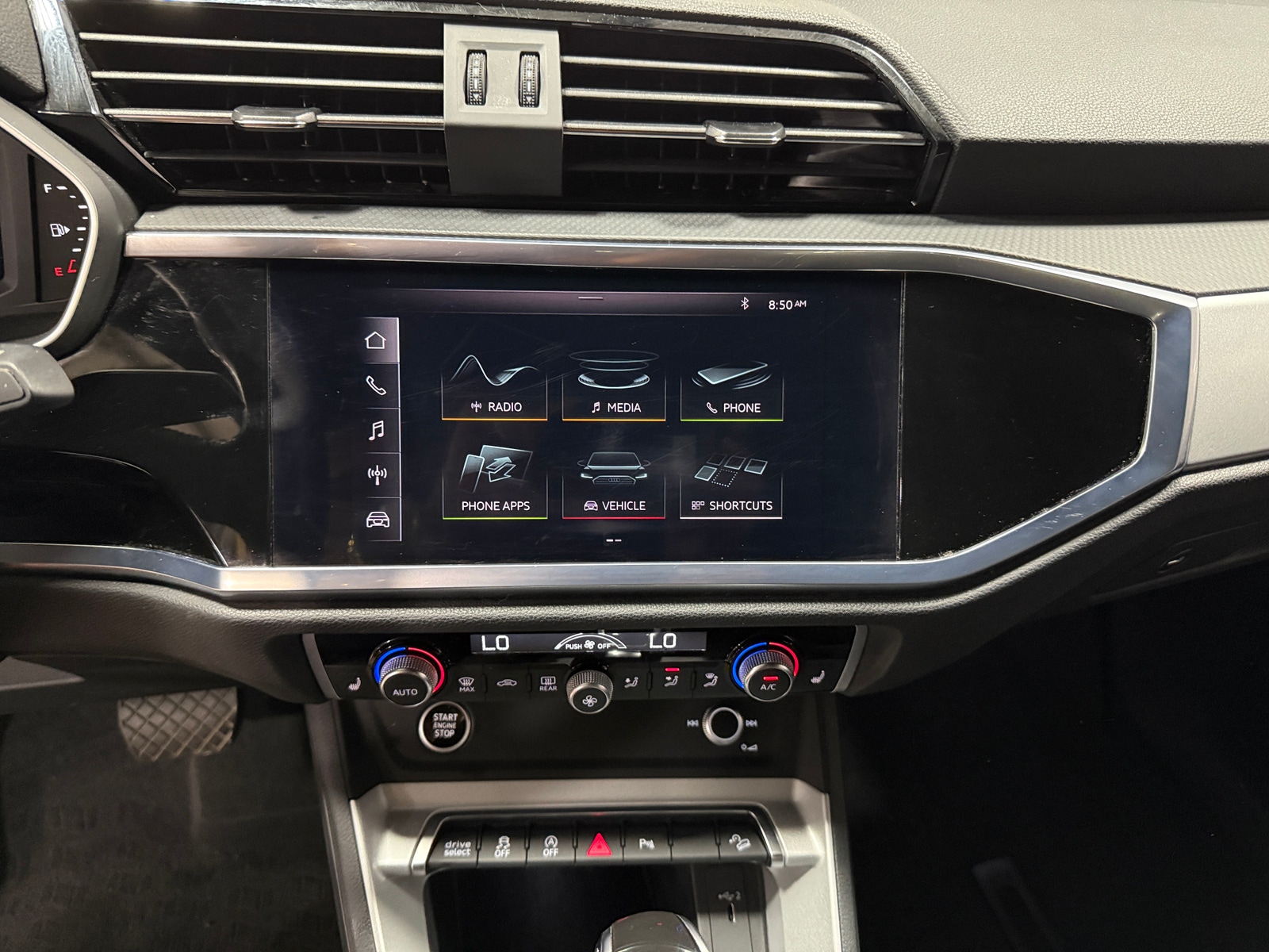 Thumbnail: 2021 Audi Q3 - 3