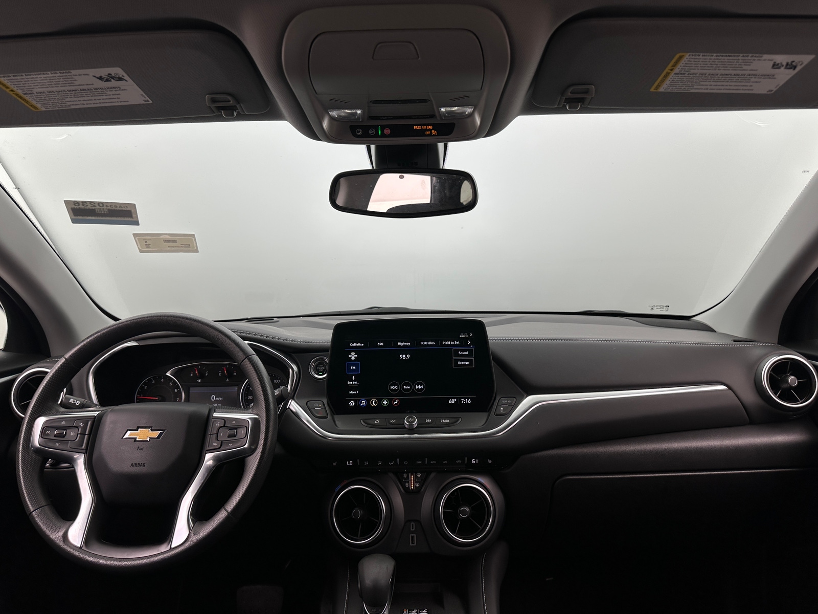 Thumbnail: 2024 Chevrolet Blazer - 3
