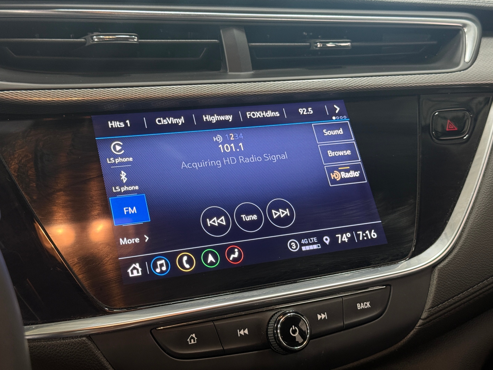 Thumbnail: 2021 Buick Encore GX - 3