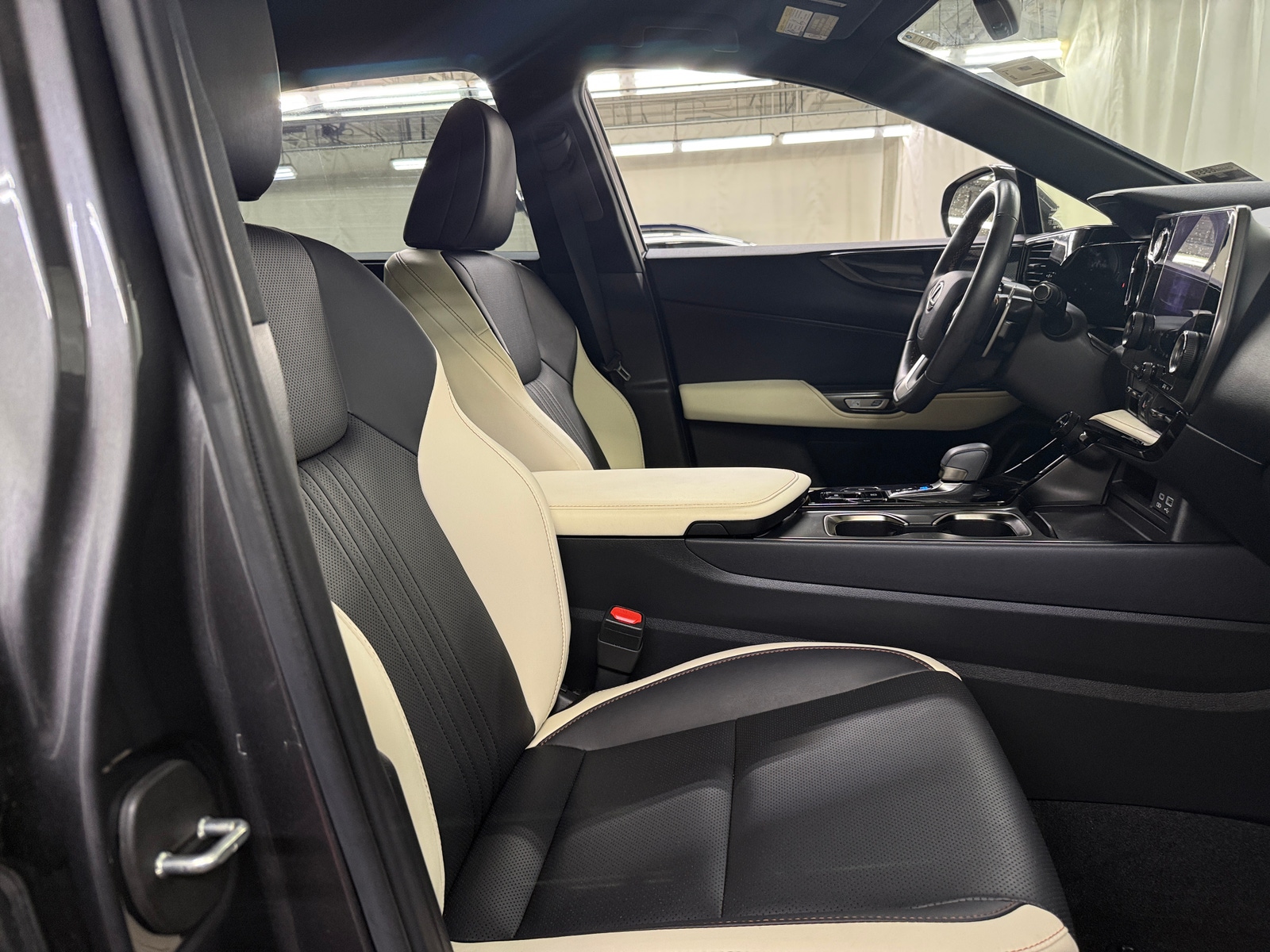 Thumbnail: 2022 Lexus NX - 2