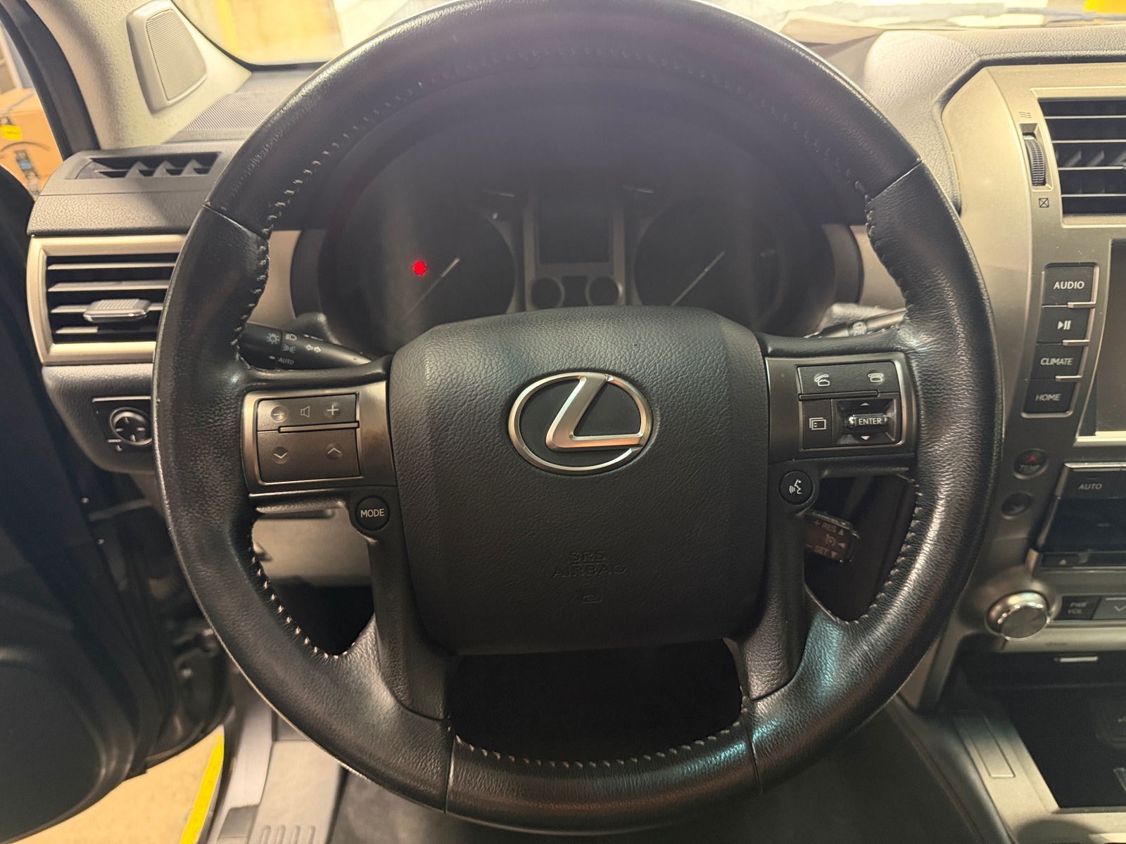Thumbnail: 2016 Lexus GX - 4