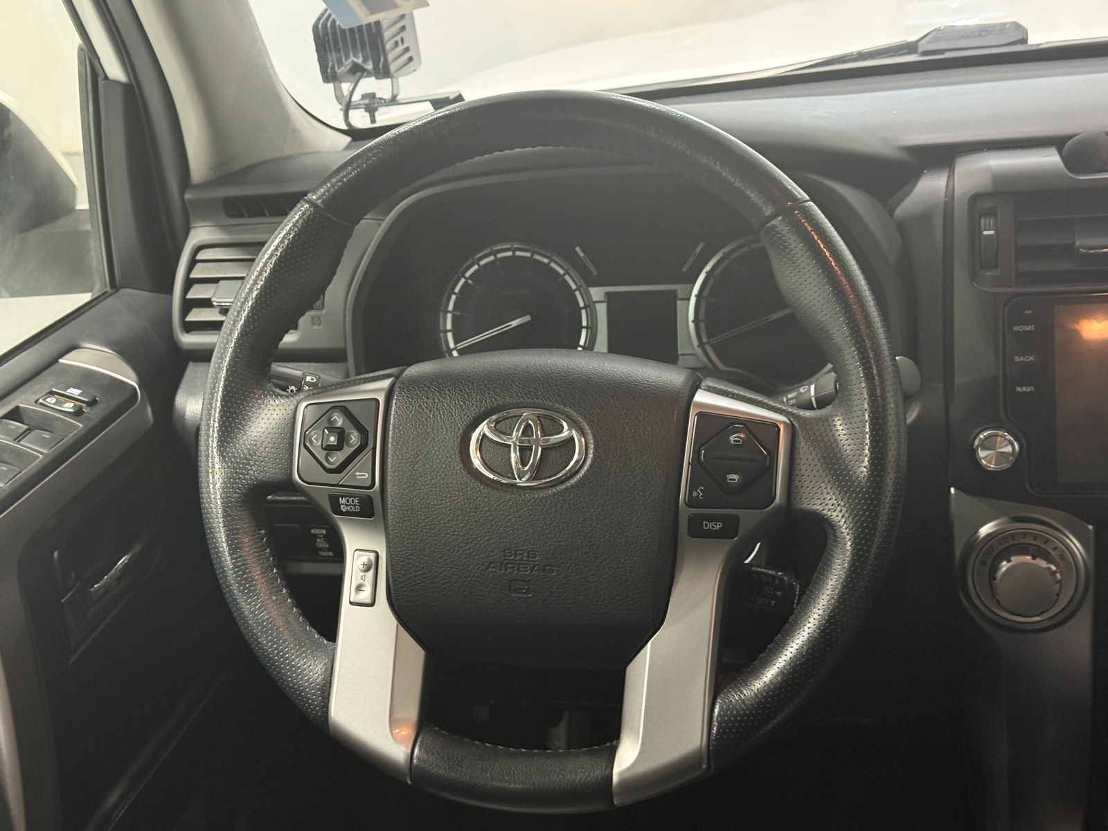 Thumbnail: 2015 Toyota 4Runner - 5
