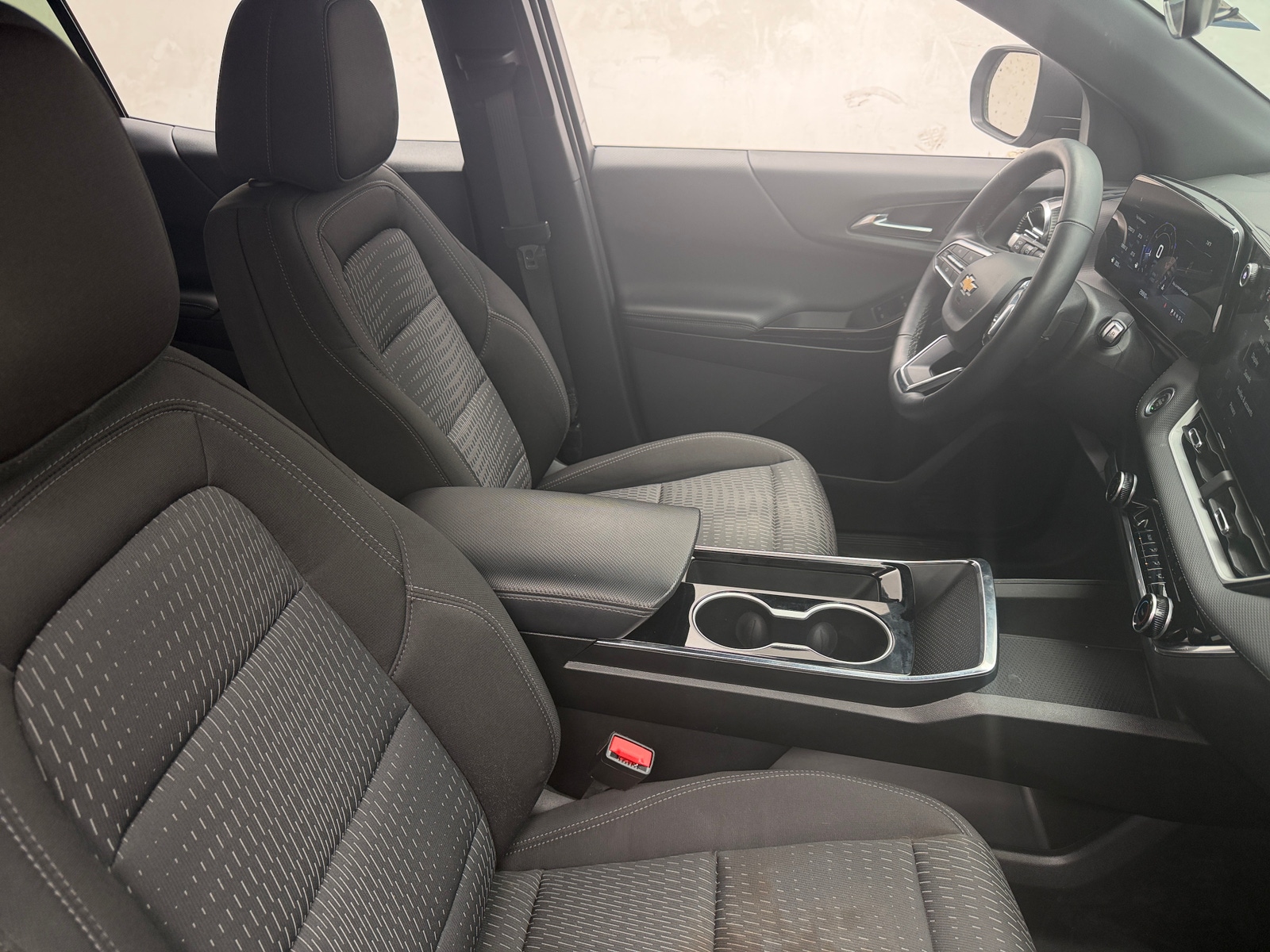 Thumbnail: 2025 Chevrolet Equinox - 2