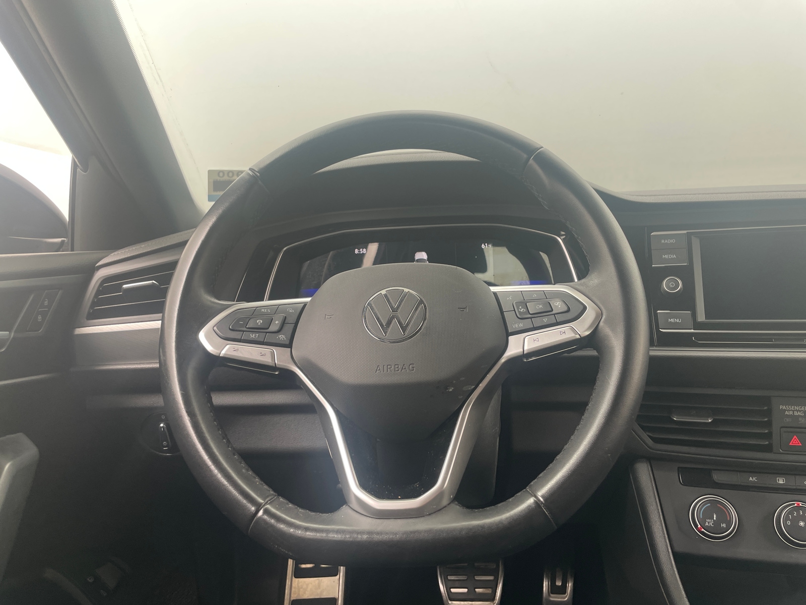 Thumbnail: 2023 Volkswagen Jetta - 5