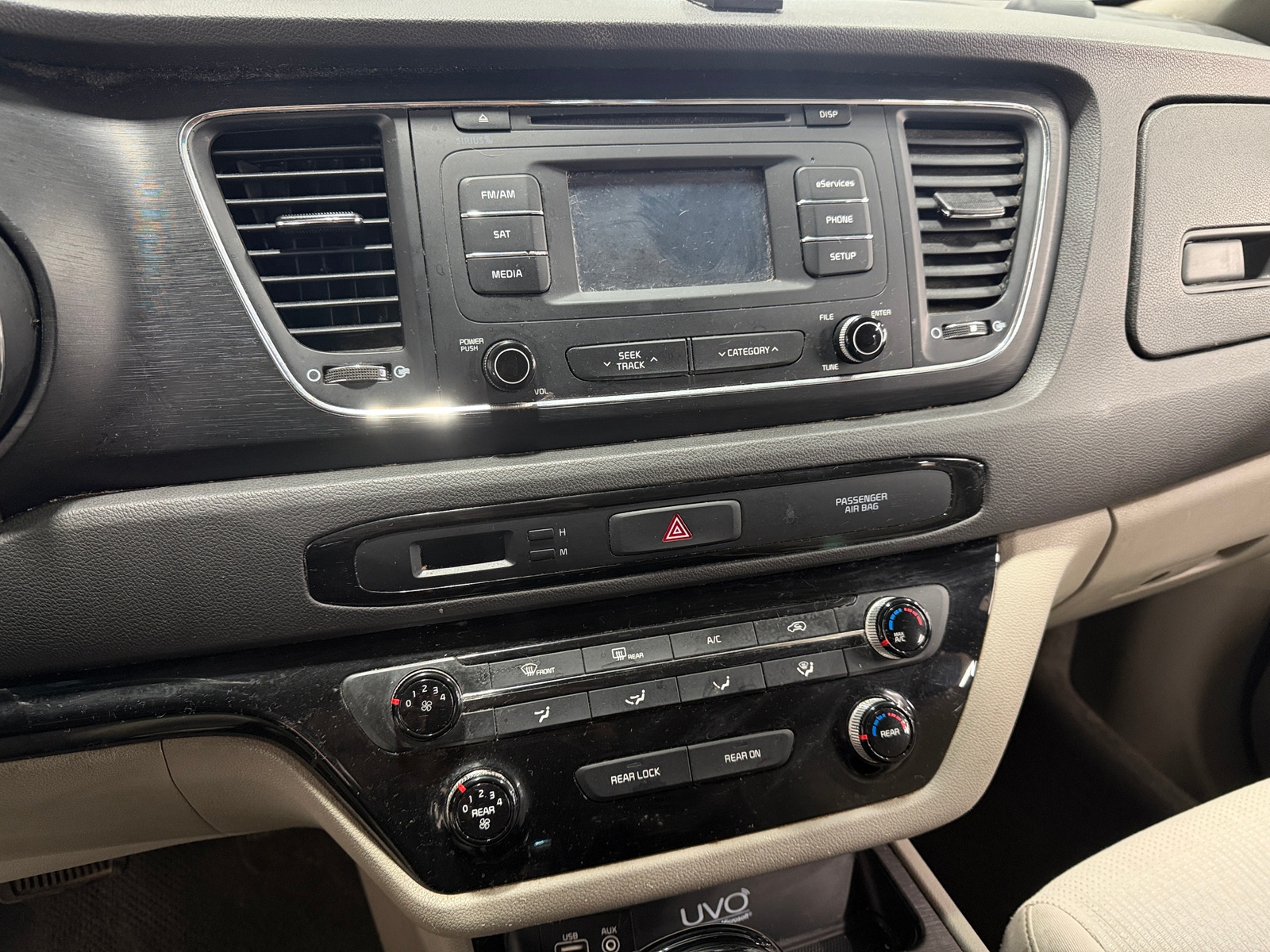 Thumbnail: 2016 Kia Sedona - 4