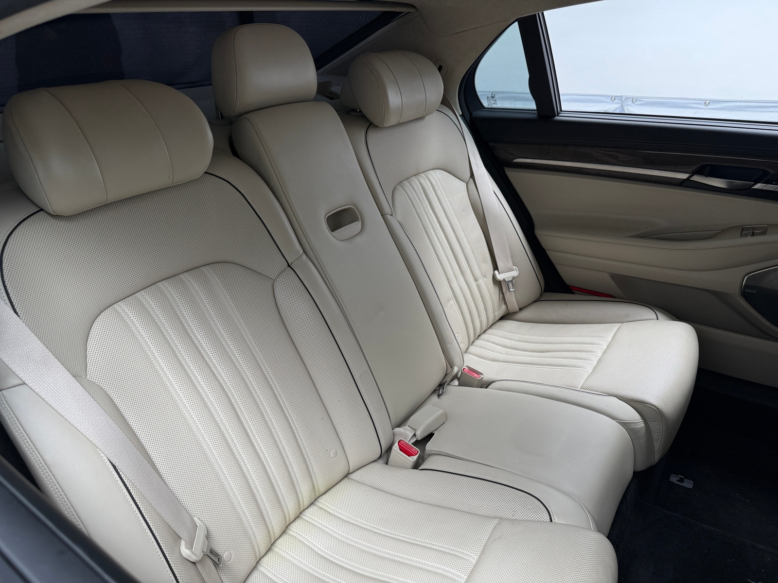 Thumbnail: 2019 Genesis G90 - 5